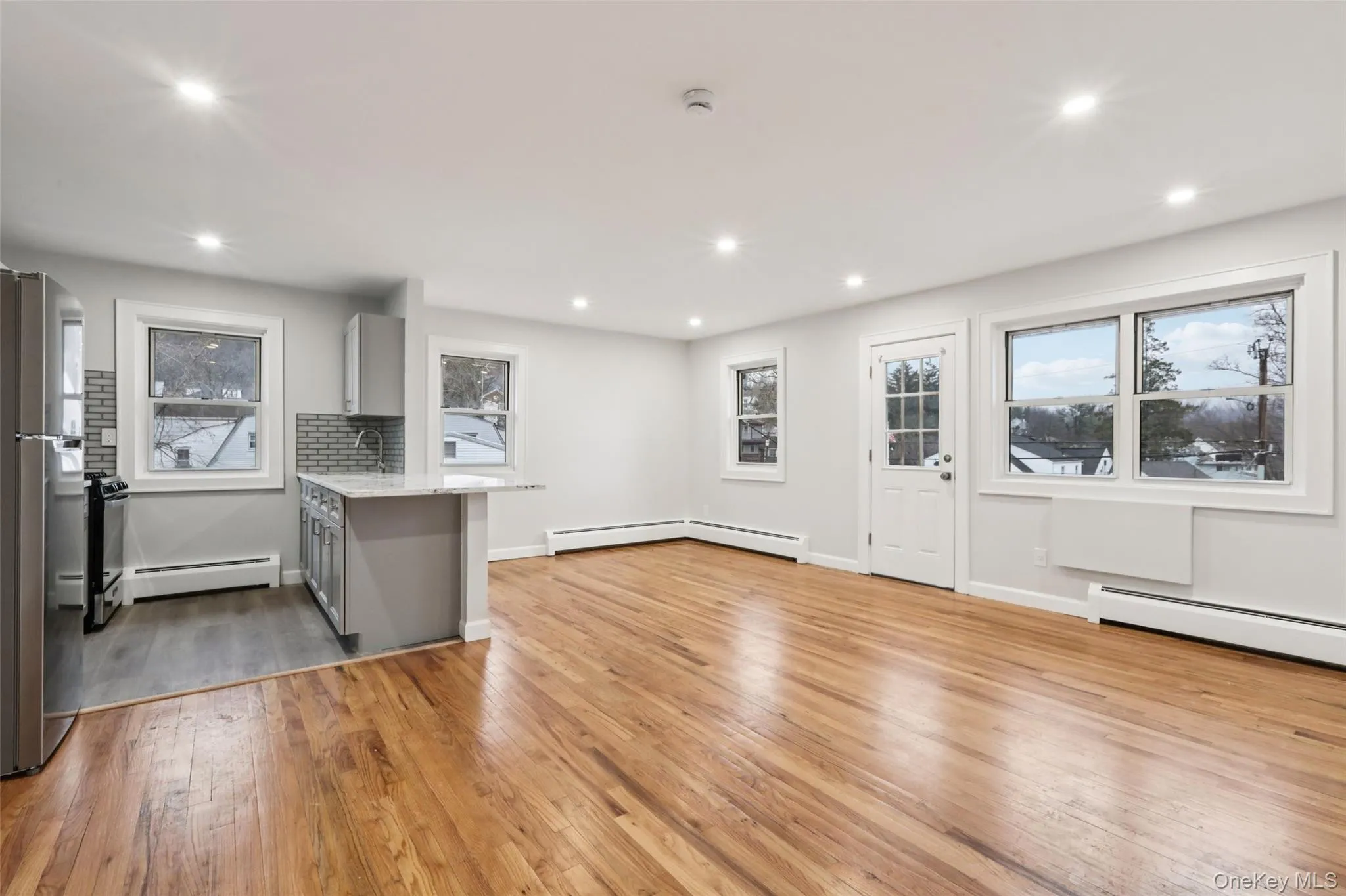 16 Francis Avenue, Orangetown, NY, 1 Bedroom Bedrooms, 3 Rooms Rooms,1 BathroomBathrooms,Residential Lease,For Rent,Francis,0,976599 16 Francis Avenue, Orangetown, NY, 1 Bedroom Bedrooms, 3 Rooms Rooms,1 BathroomBathrooms,Residential Lease,For Rent,Francis,0,976599