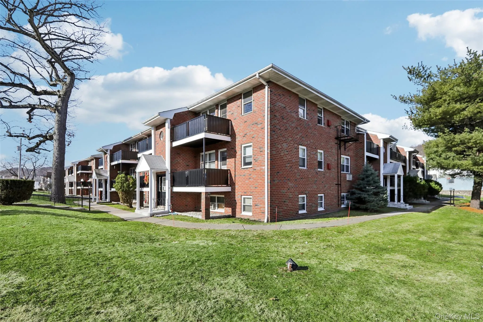 20 Francis Avenue, Orangetown, NY, 1 Bedroom Bedrooms, 3 Rooms Rooms,1 BathroomBathrooms,Residential Lease,For Rent,Francis,0,976603 20 Francis Avenue, Orangetown, NY, 1 Bedroom Bedrooms, 3 Rooms Rooms,1 BathroomBathrooms,Residential Lease,For Rent,Francis,0,976603