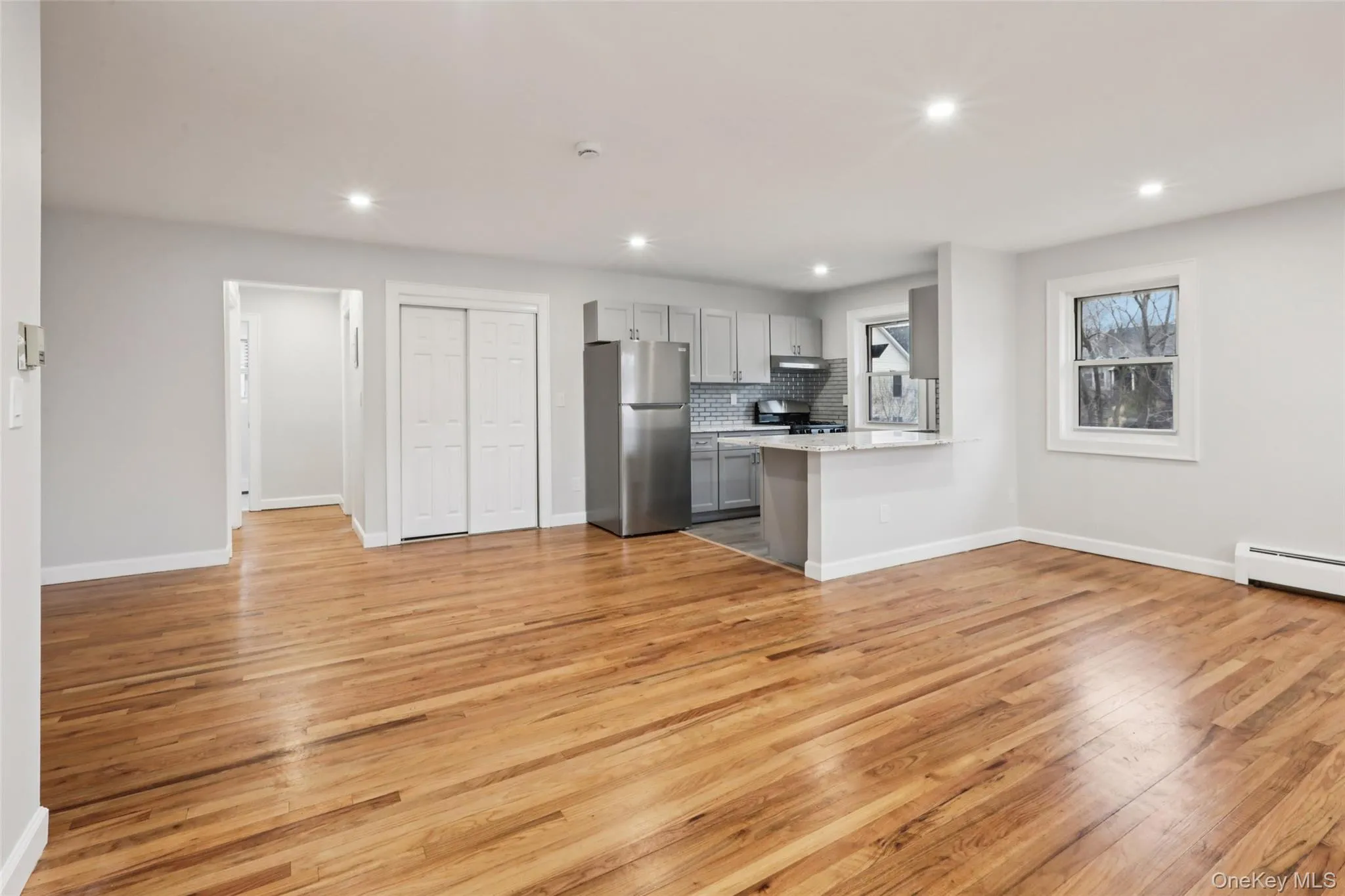 20 Francis Avenue, Orangetown, NY, 1 Bedroom Bedrooms, 3 Rooms Rooms,1 BathroomBathrooms,Residential Lease,For Rent,Francis,0,976603 20 Francis Avenue, Orangetown, NY, 1 Bedroom Bedrooms, 3 Rooms Rooms,1 BathroomBathrooms,Residential Lease,For Rent,Francis,0,976603