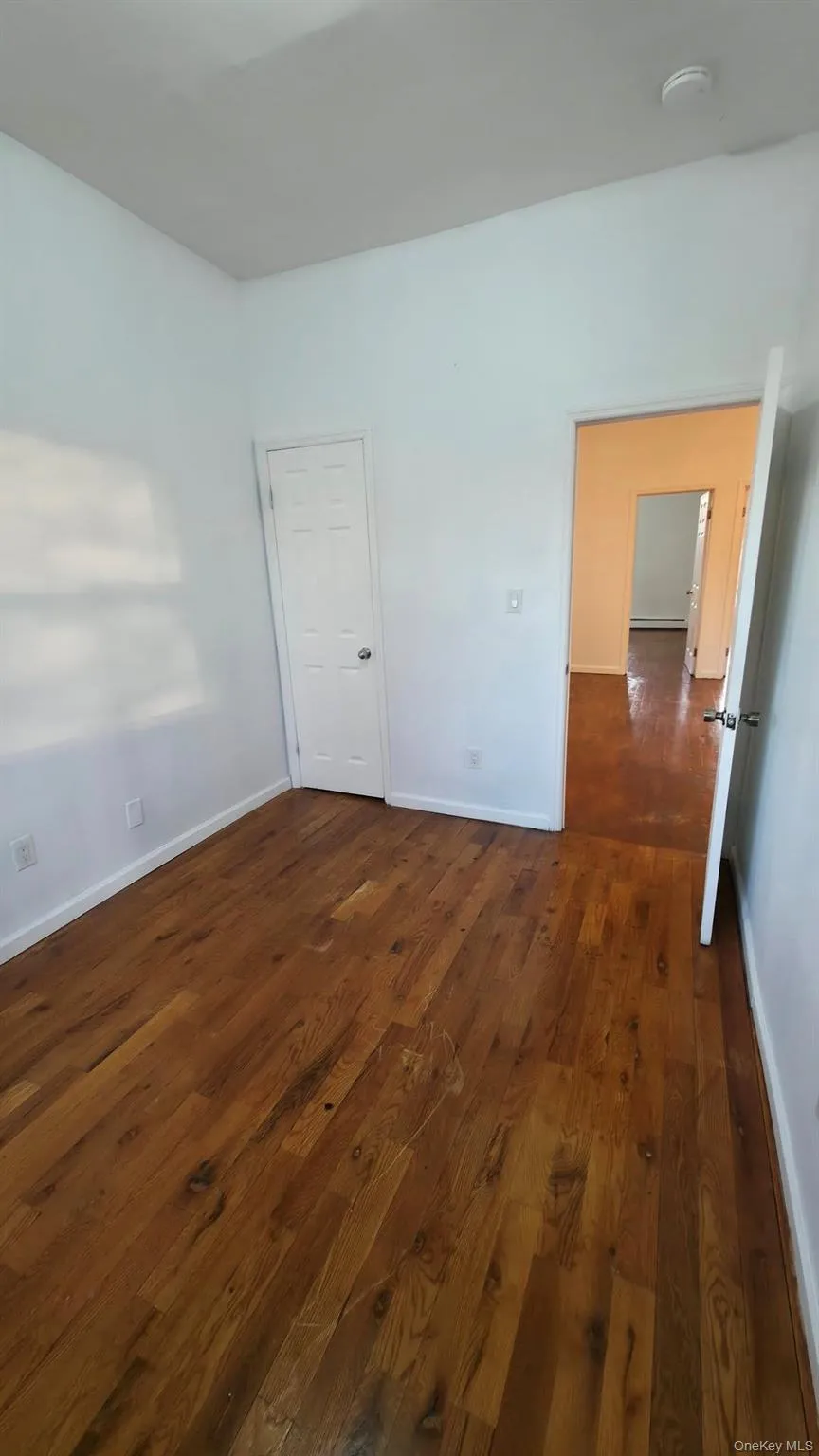 10631 156th Street, New York, NY, 3 Bedrooms Bedrooms, 5 Rooms Rooms,1 BathroomBathrooms,Residential Lease,For Rent,156th,0,976606 10631 156th Street, New York, NY, 3 Bedrooms Bedrooms, 5 Rooms Rooms,1 BathroomBathrooms,Residential Lease,For Rent,156th,0,976606