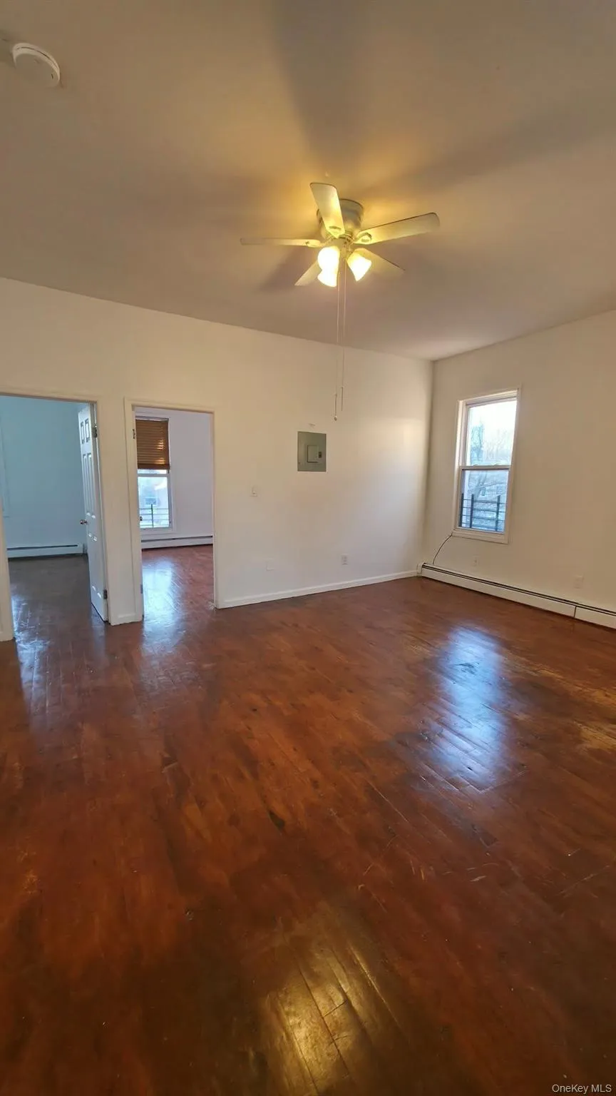 10631 156th Street, New York, NY, 3 Bedrooms Bedrooms, 5 Rooms Rooms,1 BathroomBathrooms,Residential Lease,For Rent,156th,0,976606 10631 156th Street, New York, NY, 3 Bedrooms Bedrooms, 5 Rooms Rooms,1 BathroomBathrooms,Residential Lease,For Rent,156th,0,976606