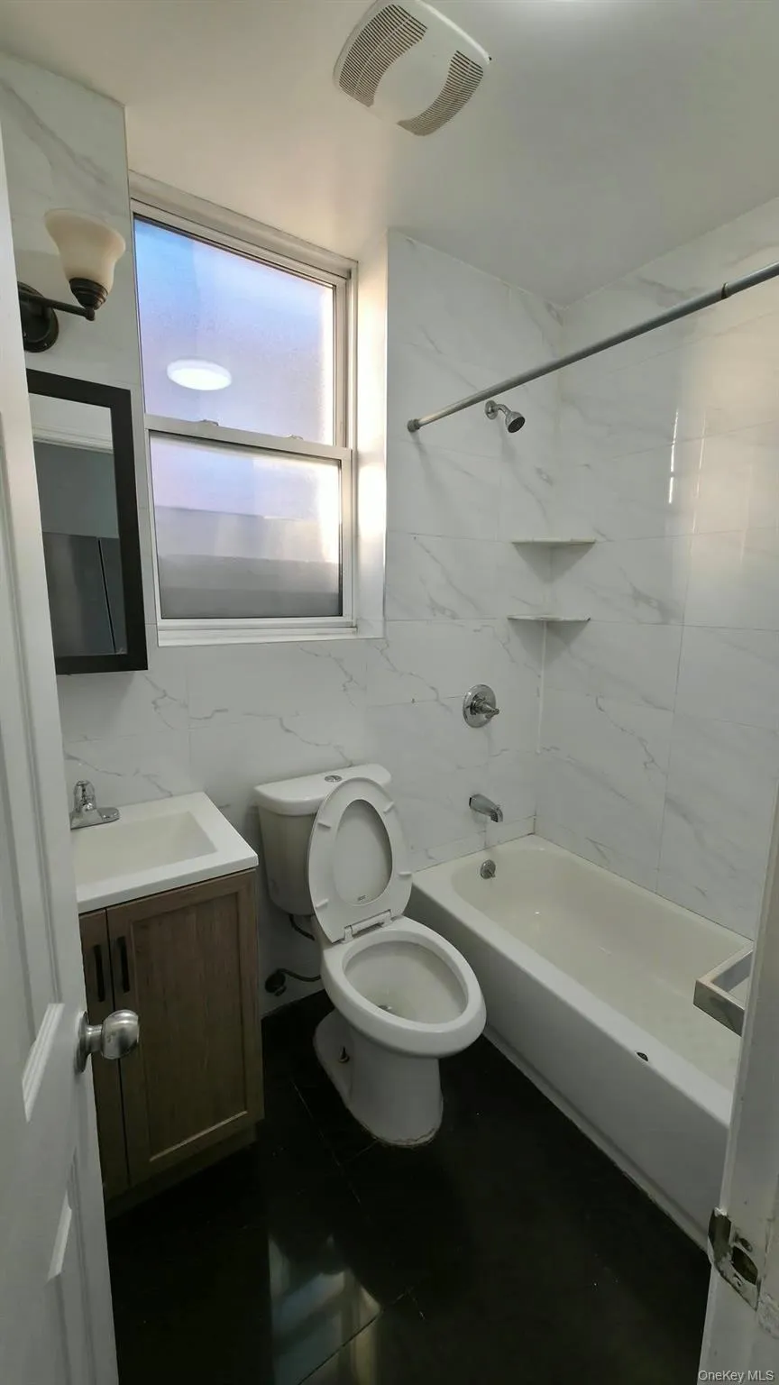 10631 156th Street, New York, NY, 3 Bedrooms Bedrooms, 5 Rooms Rooms,1 BathroomBathrooms,Residential Lease,For Rent,156th,0,976606 10631 156th Street, New York, NY, 3 Bedrooms Bedrooms, 5 Rooms Rooms,1 BathroomBathrooms,Residential Lease,For Rent,156th,0,976606