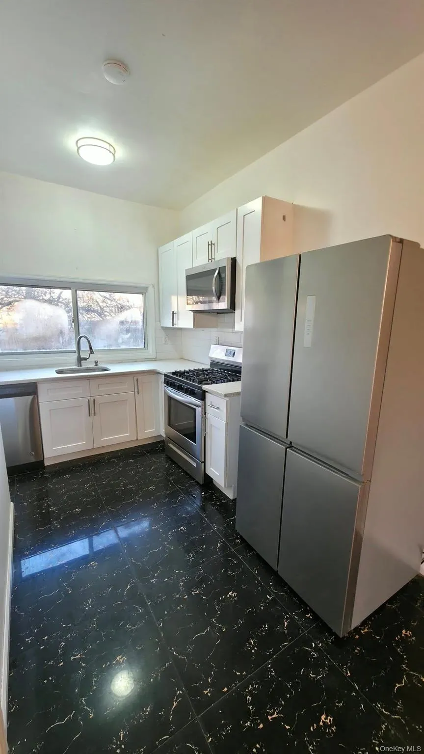 10631 156th Street, New York, NY, 3 Bedrooms Bedrooms, 5 Rooms Rooms,1 BathroomBathrooms,Residential Lease,For Rent,156th,0,976606 10631 156th Street, New York, NY, 3 Bedrooms Bedrooms, 5 Rooms Rooms,1 BathroomBathrooms,Residential Lease,For Rent,156th,0,976606