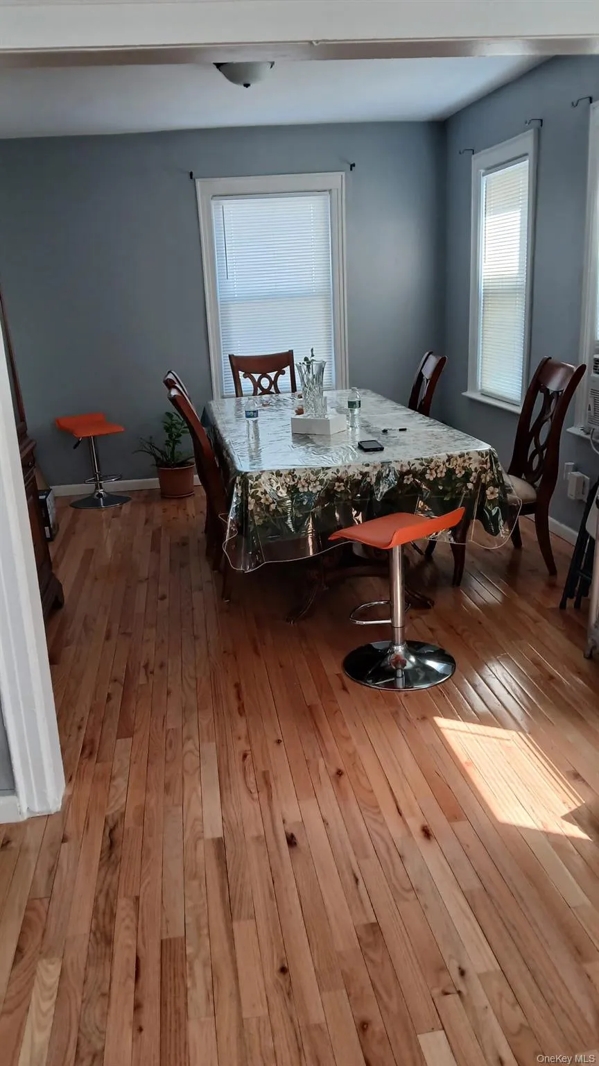 11633 198 Th Street, New York, NY, 3 Bedrooms Bedrooms, 8 Rooms Rooms,1 BathroomBathrooms,Residential Sale,For Rent,198 Th,0,976616 11633 198 Th Street, New York, NY, 3 Bedrooms Bedrooms, 8 Rooms Rooms,1 BathroomBathrooms,Residential Sale,For Rent,198 Th,0,976616