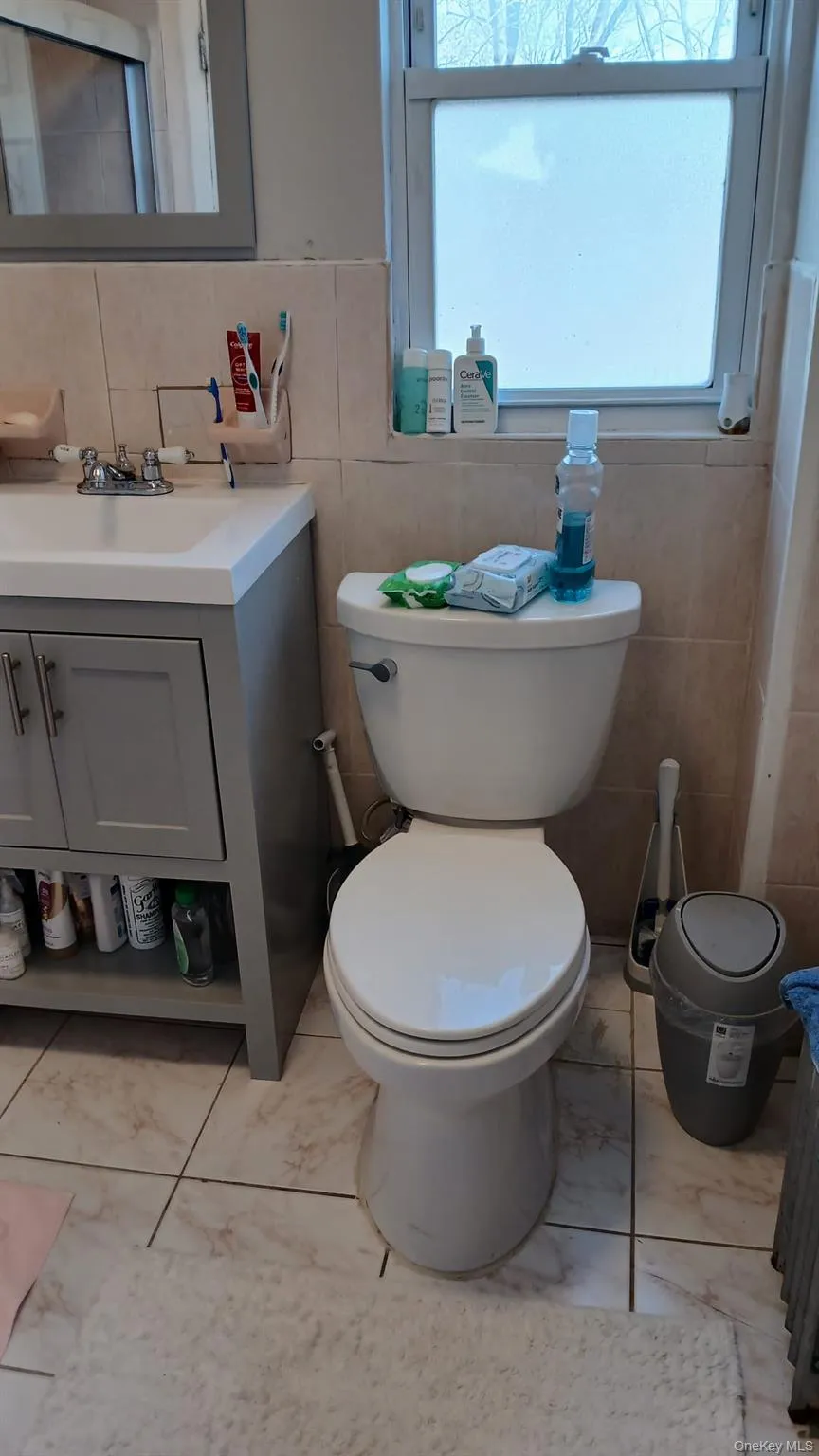 11633 198 Th Street, New York, NY, 3 Bedrooms Bedrooms, 8 Rooms Rooms,1 BathroomBathrooms,Residential Sale,For Rent,198 Th,0,976616 11633 198 Th Street, New York, NY, 3 Bedrooms Bedrooms, 8 Rooms Rooms,1 BathroomBathrooms,Residential Sale,For Rent,198 Th,0,976616