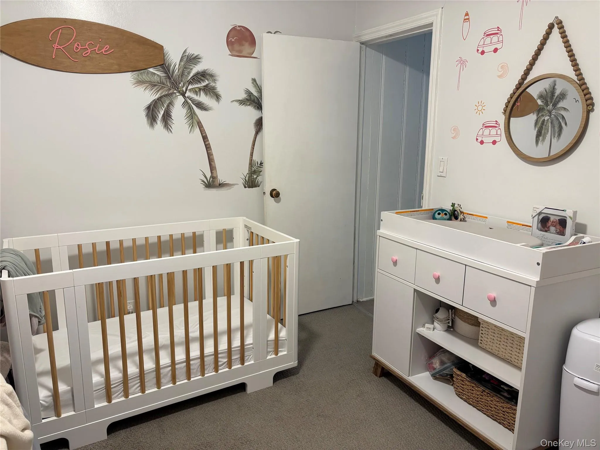 Queen Bedroom Queen Bedroom