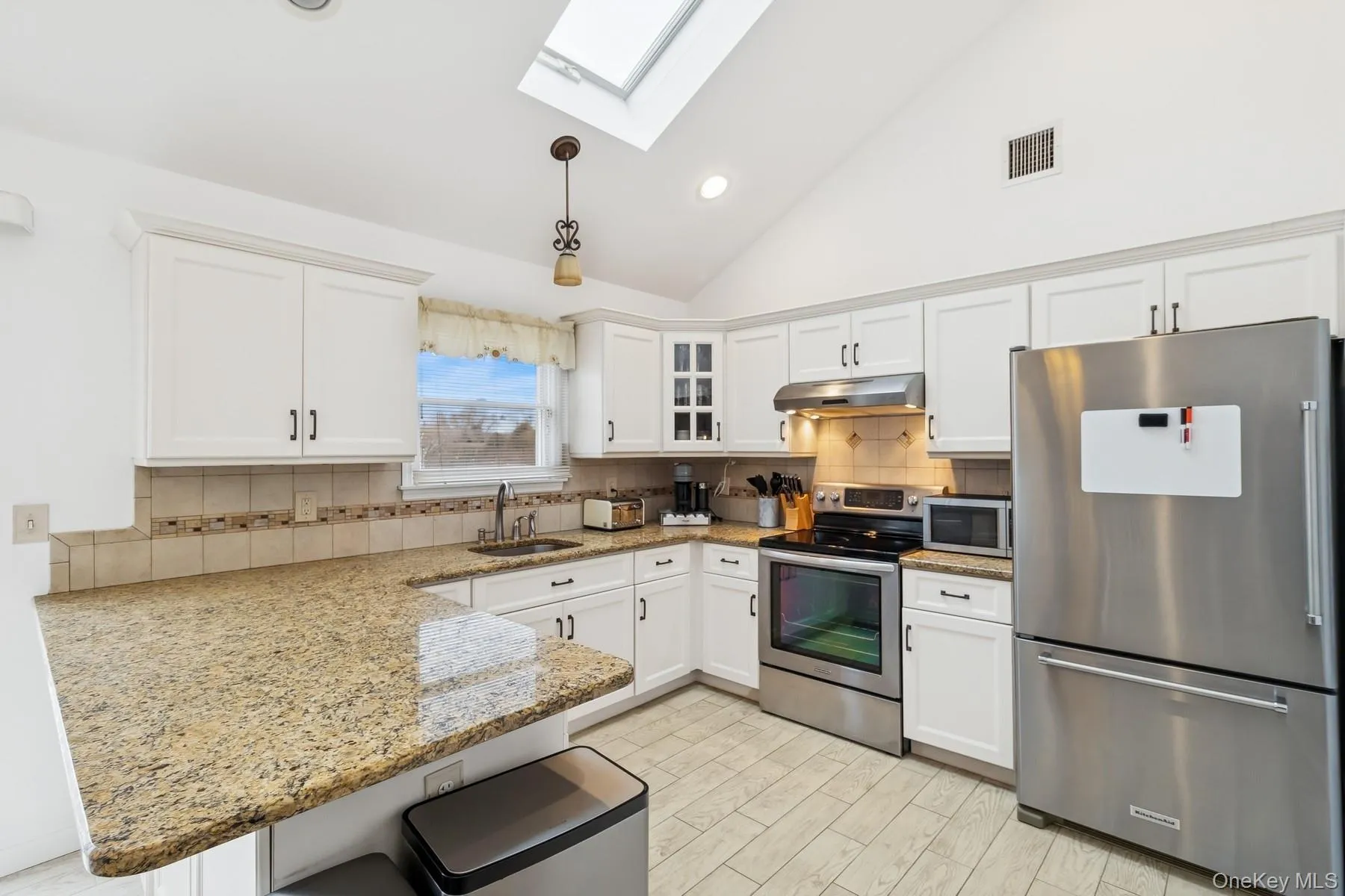 119 Vineyard Way, Riverhead, NY, 3 Bedrooms Bedrooms, 6 Rooms Rooms,2 BathroomsBathrooms,Residential Lease,For Rent,Vineyard,0,976638 119 Vineyard Way, Riverhead, NY, 3 Bedrooms Bedrooms, 6 Rooms Rooms,2 BathroomsBathrooms,Residential Lease,For Rent,Vineyard,0,976638