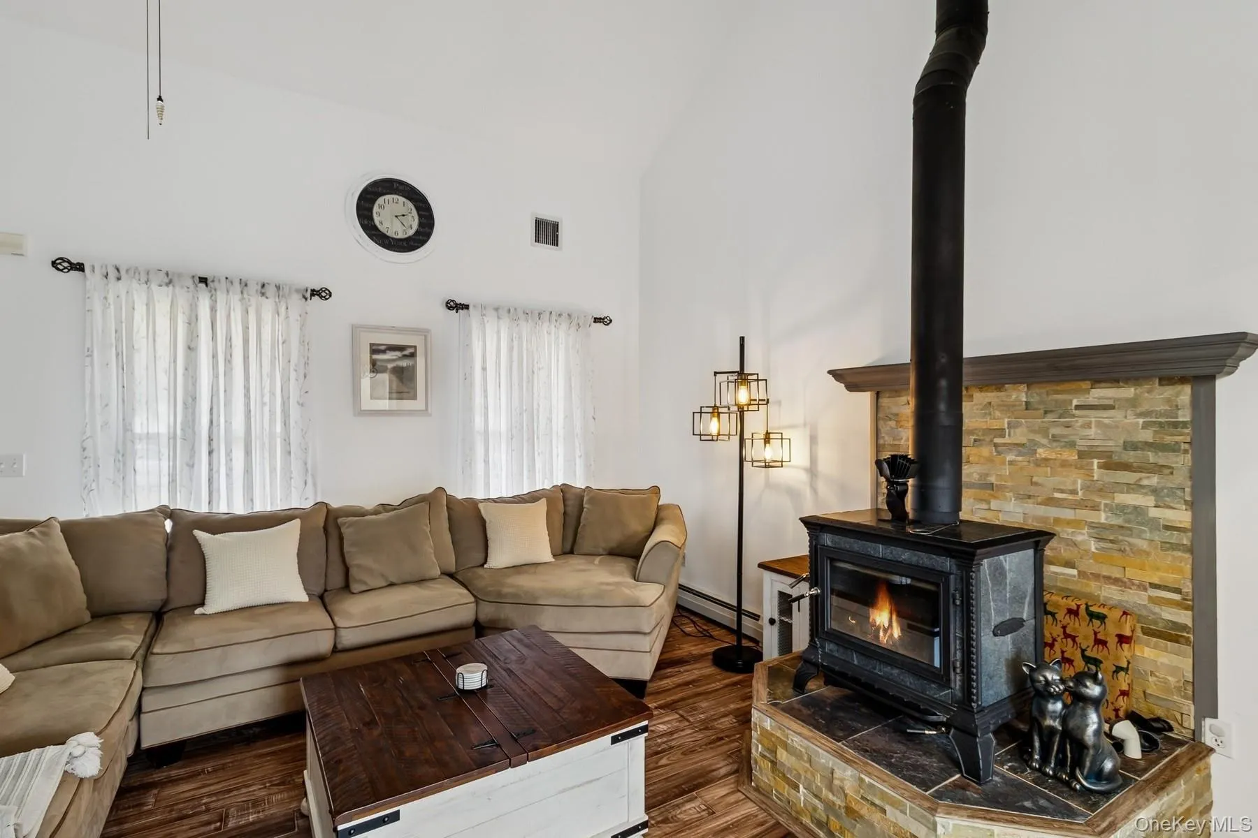 119 Vineyard Way, Riverhead, NY, 3 Bedrooms Bedrooms, 6 Rooms Rooms,2 BathroomsBathrooms,Residential Lease,For Rent,Vineyard,0,976638 119 Vineyard Way, Riverhead, NY, 3 Bedrooms Bedrooms, 6 Rooms Rooms,2 BathroomsBathrooms,Residential Lease,For Rent,Vineyard,0,976638