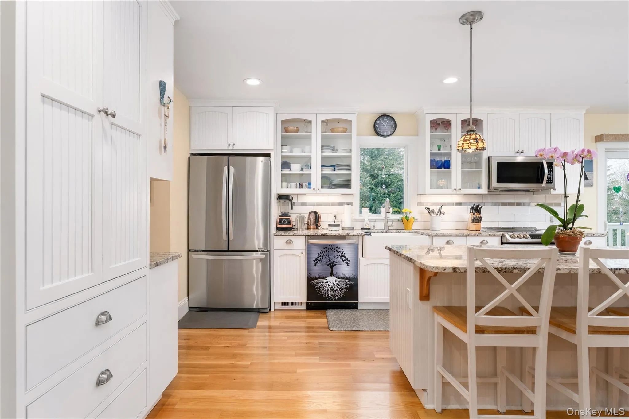 61 Atlantic Avenue, Southampton, NY, 3 Bedrooms Bedrooms, 8 Rooms Rooms,2 BathroomsBathrooms,Residential Lease,For Rent,Atlantic,0,976659 61 Atlantic Avenue, Southampton, NY, 3 Bedrooms Bedrooms, 8 Rooms Rooms,2 BathroomsBathrooms,Residential Lease,For Rent,Atlantic,0,976659