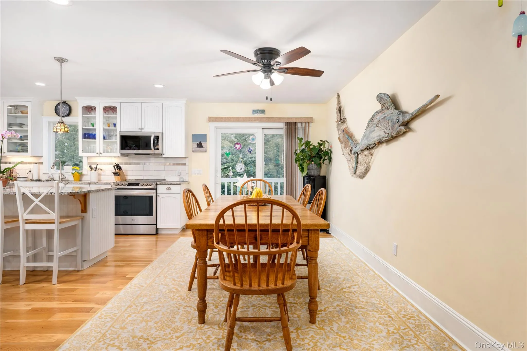 61 Atlantic Avenue, Southampton, NY, 3 Bedrooms Bedrooms, 8 Rooms Rooms,2 BathroomsBathrooms,Residential Lease,For Rent,Atlantic,0,976659 61 Atlantic Avenue, Southampton, NY, 3 Bedrooms Bedrooms, 8 Rooms Rooms,2 BathroomsBathrooms,Residential Lease,For Rent,Atlantic,0,976659