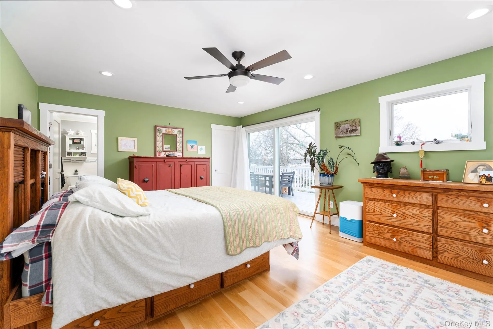 61 Atlantic Avenue, Southampton, NY, 3 Bedrooms Bedrooms, 8 Rooms Rooms,2 BathroomsBathrooms,Residential Lease,For Rent,Atlantic,0,976659 61 Atlantic Avenue, Southampton, NY, 3 Bedrooms Bedrooms, 8 Rooms Rooms,2 BathroomsBathrooms,Residential Lease,For Rent,Atlantic,0,976659