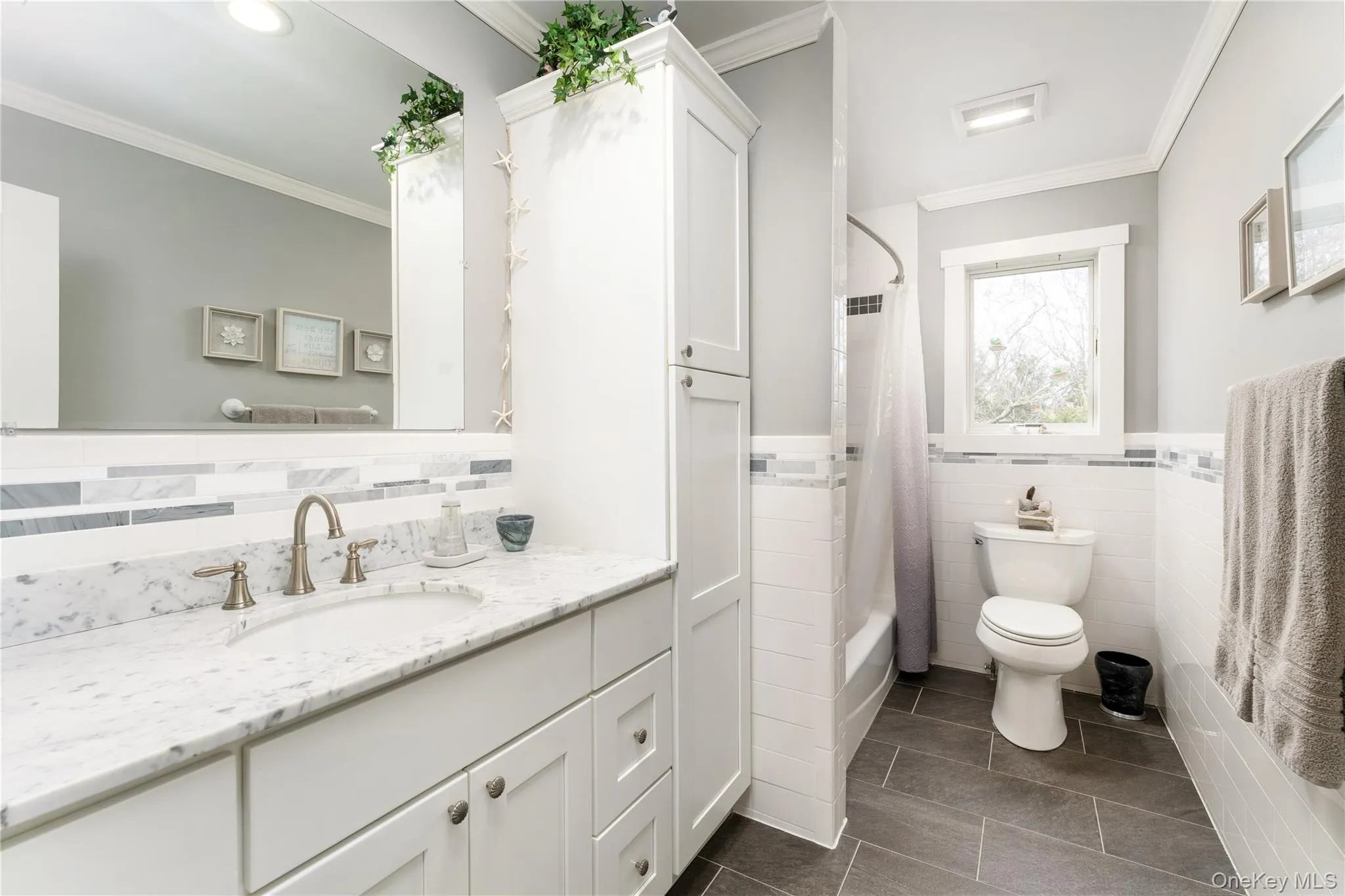 61 Atlantic Avenue, Southampton, NY, 3 Bedrooms Bedrooms, 8 Rooms Rooms,2 BathroomsBathrooms,Residential Lease,For Rent,Atlantic,0,976659 61 Atlantic Avenue, Southampton, NY, 3 Bedrooms Bedrooms, 8 Rooms Rooms,2 BathroomsBathrooms,Residential Lease,For Rent,Atlantic,0,976659