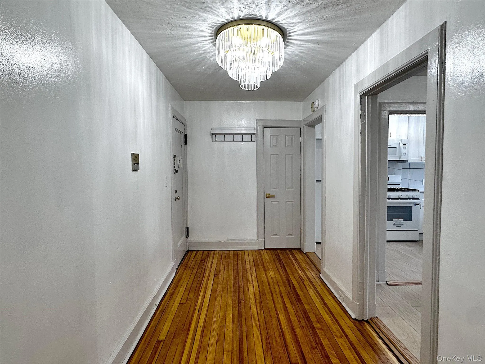 153 Fifth Avenue, Pelham, NY, 2 Bedrooms Bedrooms, 5 Rooms Rooms,1 BathroomBathrooms,Residential Lease,For Rent,Fifth,0,976666 153 Fifth Avenue, Pelham, NY, 2 Bedrooms Bedrooms, 5 Rooms Rooms,1 BathroomBathrooms,Residential Lease,For Rent,Fifth,0,976666