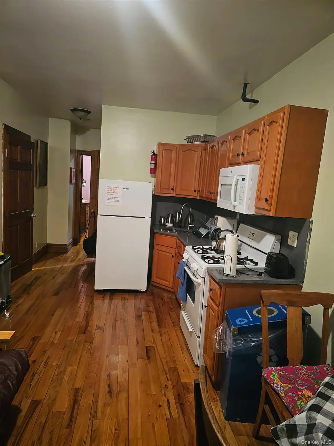 539 Shepherd Avenue, New York, NY, 2 Bedrooms Bedrooms, 5 Rooms Rooms,2 BathroomsBathrooms,Residential Lease,For Rent,Shepherd,0,976684 539 Shepherd Avenue, New York, NY, 2 Bedrooms Bedrooms, 5 Rooms Rooms,2 BathroomsBathrooms,Residential Lease,For Rent,Shepherd,0,976684