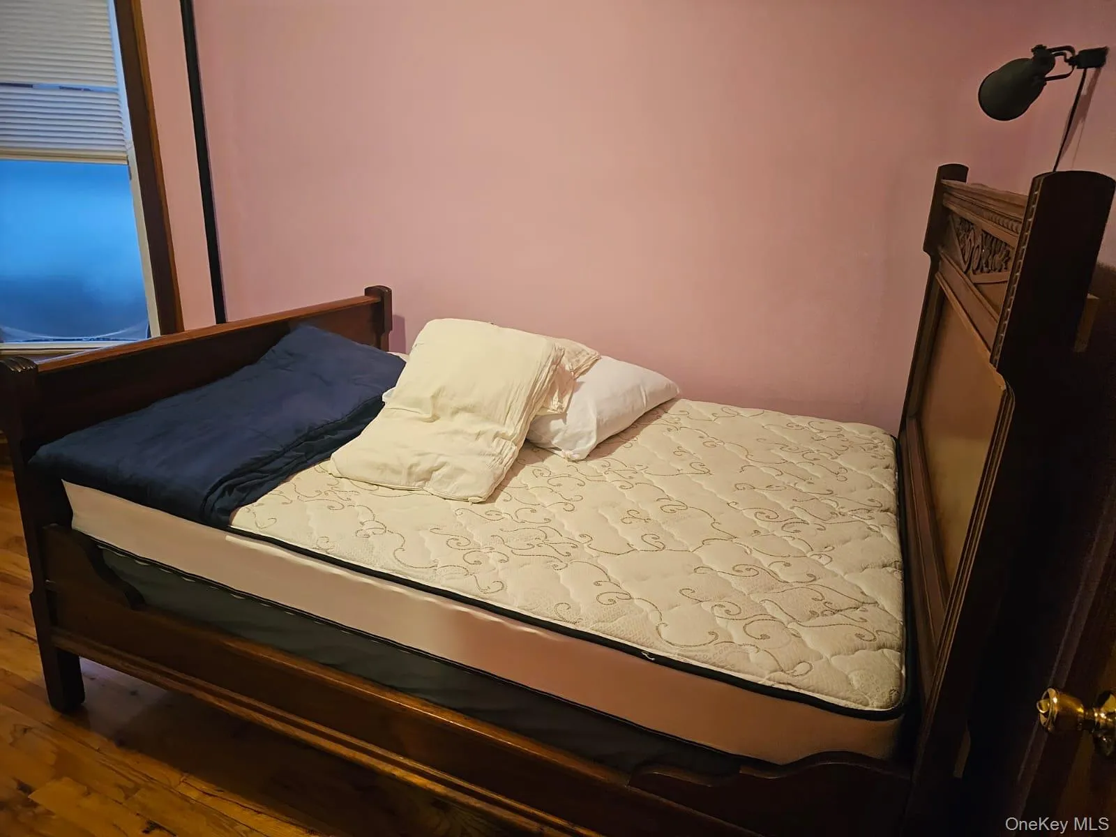 539 Shepherd Avenue, New York, NY, 2 Bedrooms Bedrooms, 5 Rooms Rooms,2 BathroomsBathrooms,Residential Lease,For Rent,Shepherd,0,976684 539 Shepherd Avenue, New York, NY, 2 Bedrooms Bedrooms, 5 Rooms Rooms,2 BathroomsBathrooms,Residential Lease,For Rent,Shepherd,0,976684