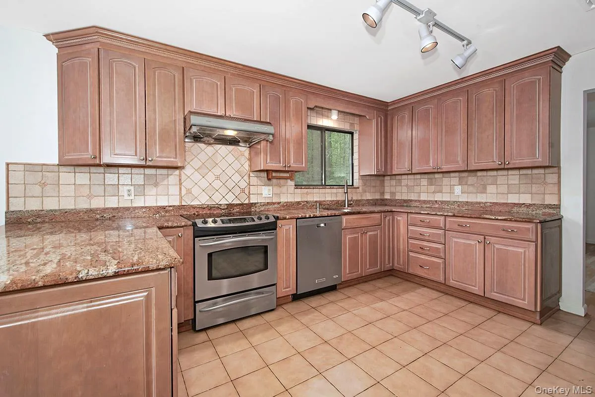 10 Bisbee Lane, Lewisboro, NY, 4 Bedrooms Bedrooms, 8 Rooms Rooms,2 BathroomsBathrooms,Residential,For Rent,Bisbee,0,976692 10 Bisbee Lane, Lewisboro, NY, 4 Bedrooms Bedrooms, 8 Rooms Rooms,2 BathroomsBathrooms,Residential,For Rent,Bisbee,0,976692