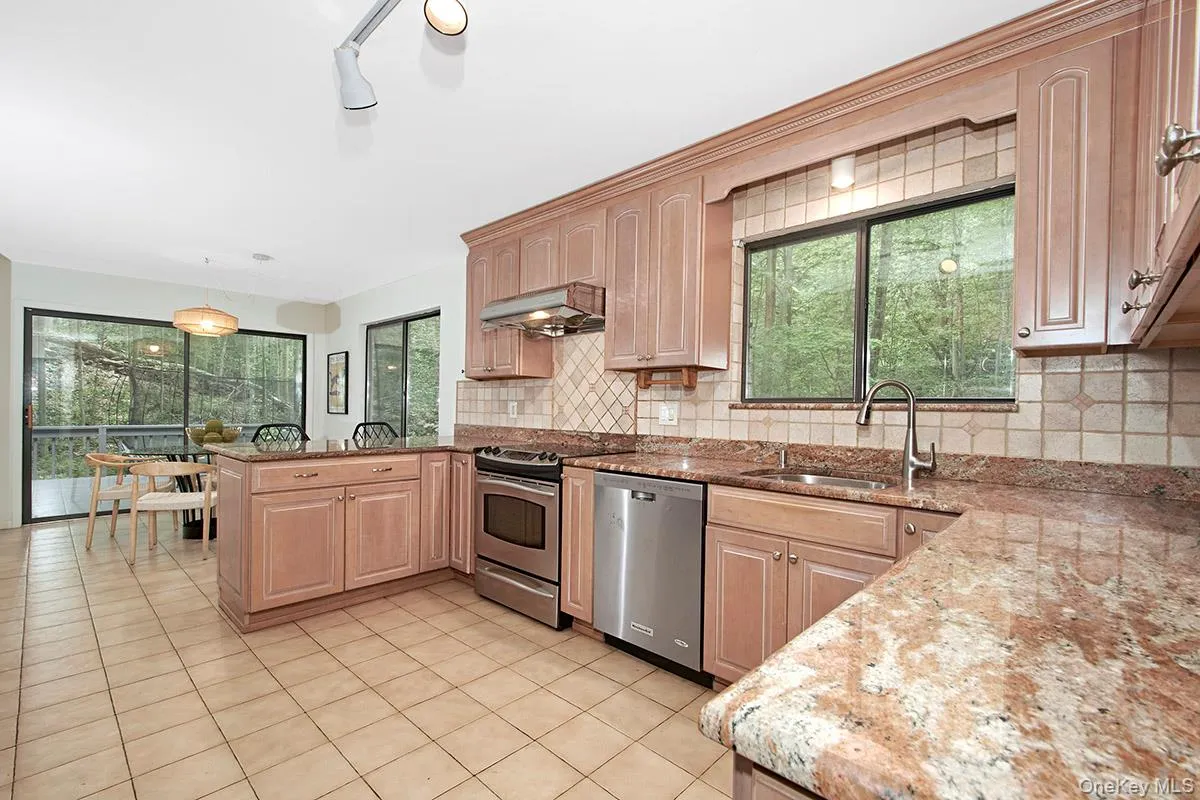 10 Bisbee Lane, Lewisboro, NY, 4 Bedrooms Bedrooms, 8 Rooms Rooms,2 BathroomsBathrooms,Residential,For Rent,Bisbee,0,976692 10 Bisbee Lane, Lewisboro, NY, 4 Bedrooms Bedrooms, 8 Rooms Rooms,2 BathroomsBathrooms,Residential,For Rent,Bisbee,0,976692