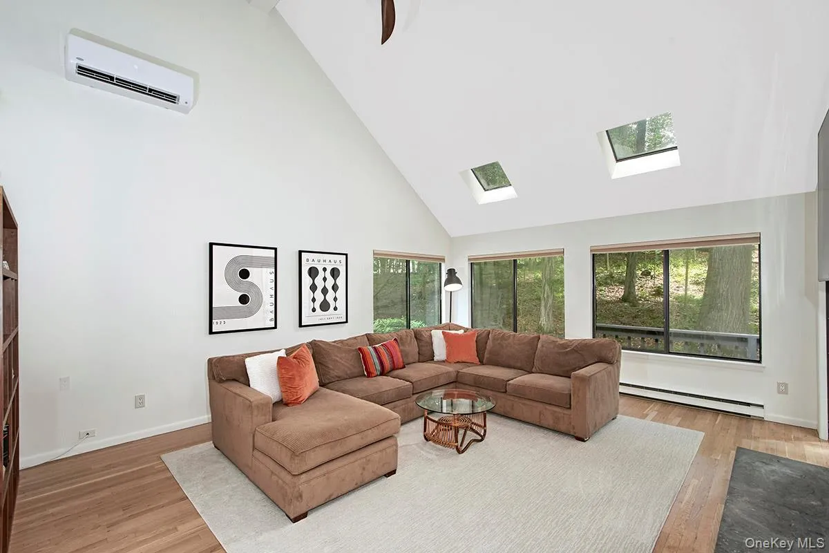 10 Bisbee Lane, Lewisboro, NY, 4 Bedrooms Bedrooms, 8 Rooms Rooms,2 BathroomsBathrooms,Residential,For Rent,Bisbee,0,976692 10 Bisbee Lane, Lewisboro, NY, 4 Bedrooms Bedrooms, 8 Rooms Rooms,2 BathroomsBathrooms,Residential,For Rent,Bisbee,0,976692
