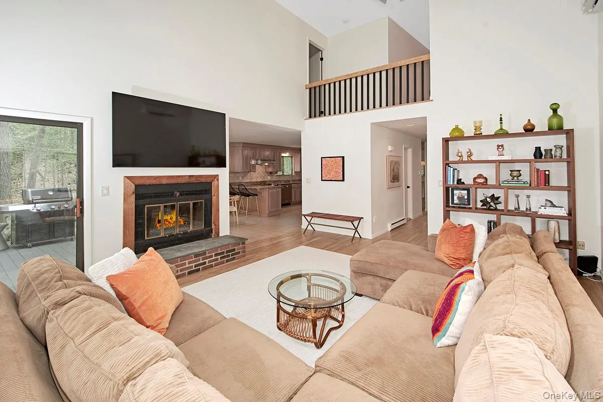 10 Bisbee Lane, Lewisboro, NY, 4 Bedrooms Bedrooms, 8 Rooms Rooms,2 BathroomsBathrooms,Residential,For Rent,Bisbee,0,976692 10 Bisbee Lane, Lewisboro, NY, 4 Bedrooms Bedrooms, 8 Rooms Rooms,2 BathroomsBathrooms,Residential,For Rent,Bisbee,0,976692