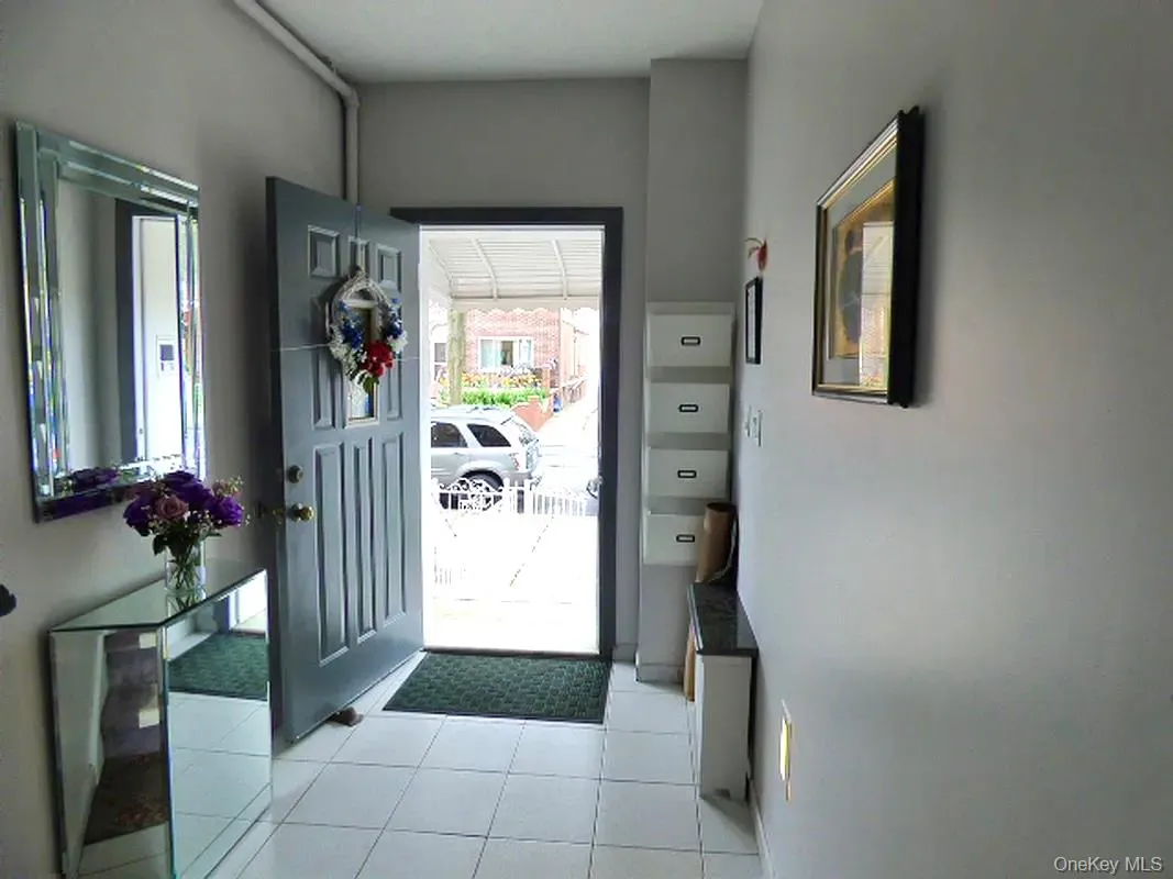 21-37 36th Street, New York, NY, 1 Bedroom Bedrooms, 3 Rooms Rooms,1 BathroomBathrooms,Residential Lease,For Rent,36th,0,976694 21-37 36th Street, New York, NY, 1 Bedroom Bedrooms, 3 Rooms Rooms,1 BathroomBathrooms,Residential Lease,For Rent,36th,0,976694