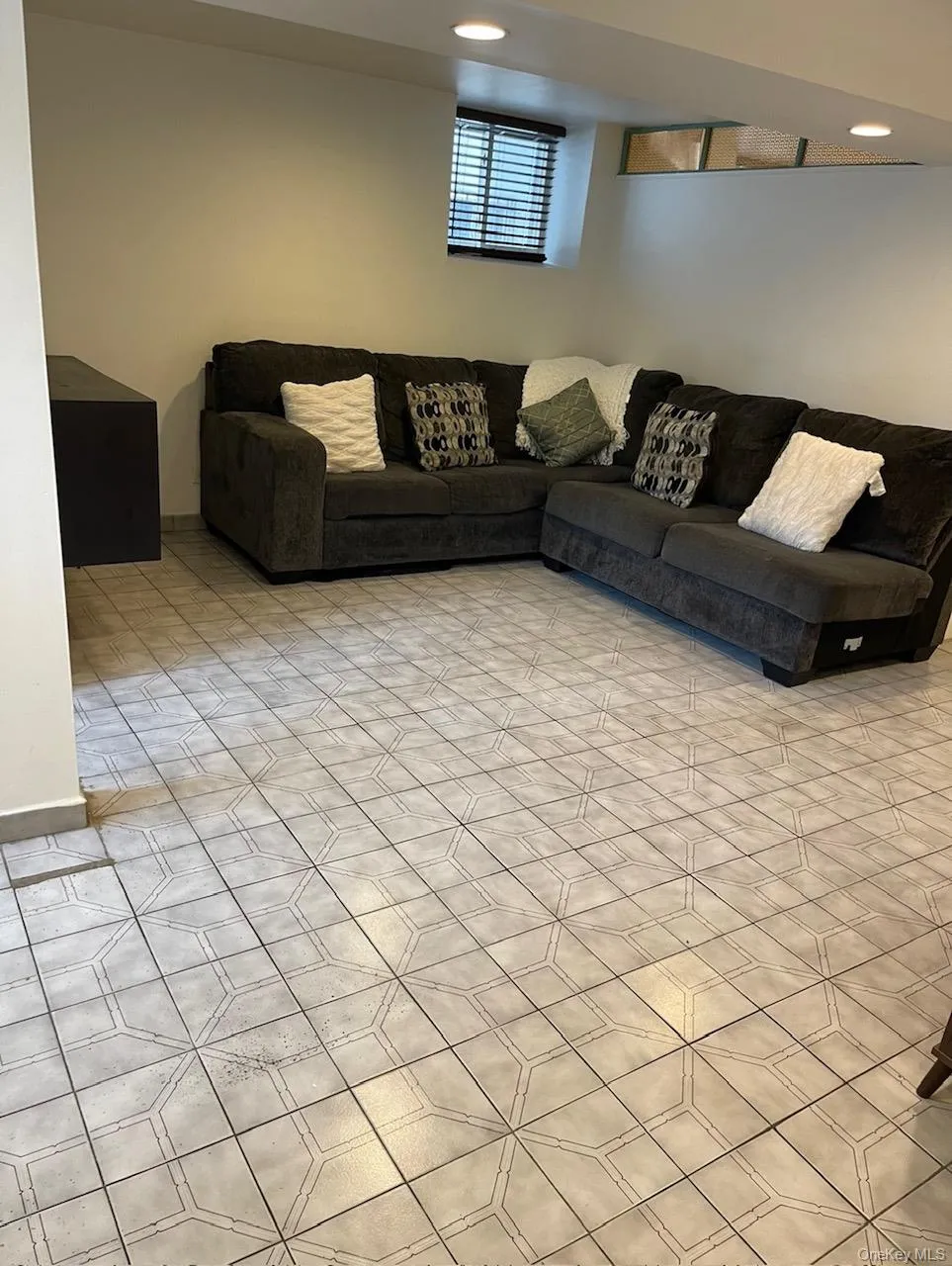 21-37 36th Street, New York, NY, 1 Bedroom Bedrooms, 3 Rooms Rooms,1 BathroomBathrooms,Residential Lease,For Rent,36th,0,976694 21-37 36th Street, New York, NY, 1 Bedroom Bedrooms, 3 Rooms Rooms,1 BathroomBathrooms,Residential Lease,For Rent,36th,0,976694