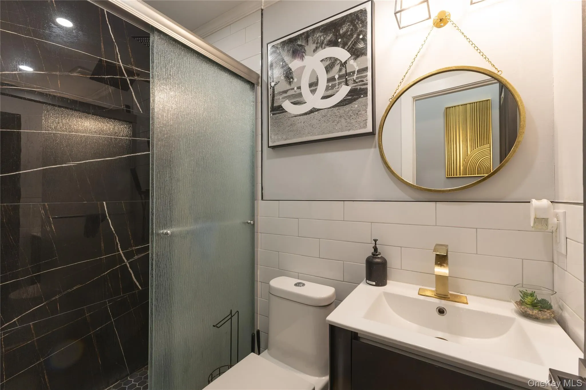 48 Essex Street, New York, NY, 3 Bedrooms Bedrooms, 8 Rooms Rooms,2 BathroomsBathrooms,Residential Lease,For Rent,Essex,0,976700 48 Essex Street, New York, NY, 3 Bedrooms Bedrooms, 8 Rooms Rooms,2 BathroomsBathrooms,Residential Lease,For Rent,Essex,0,976700