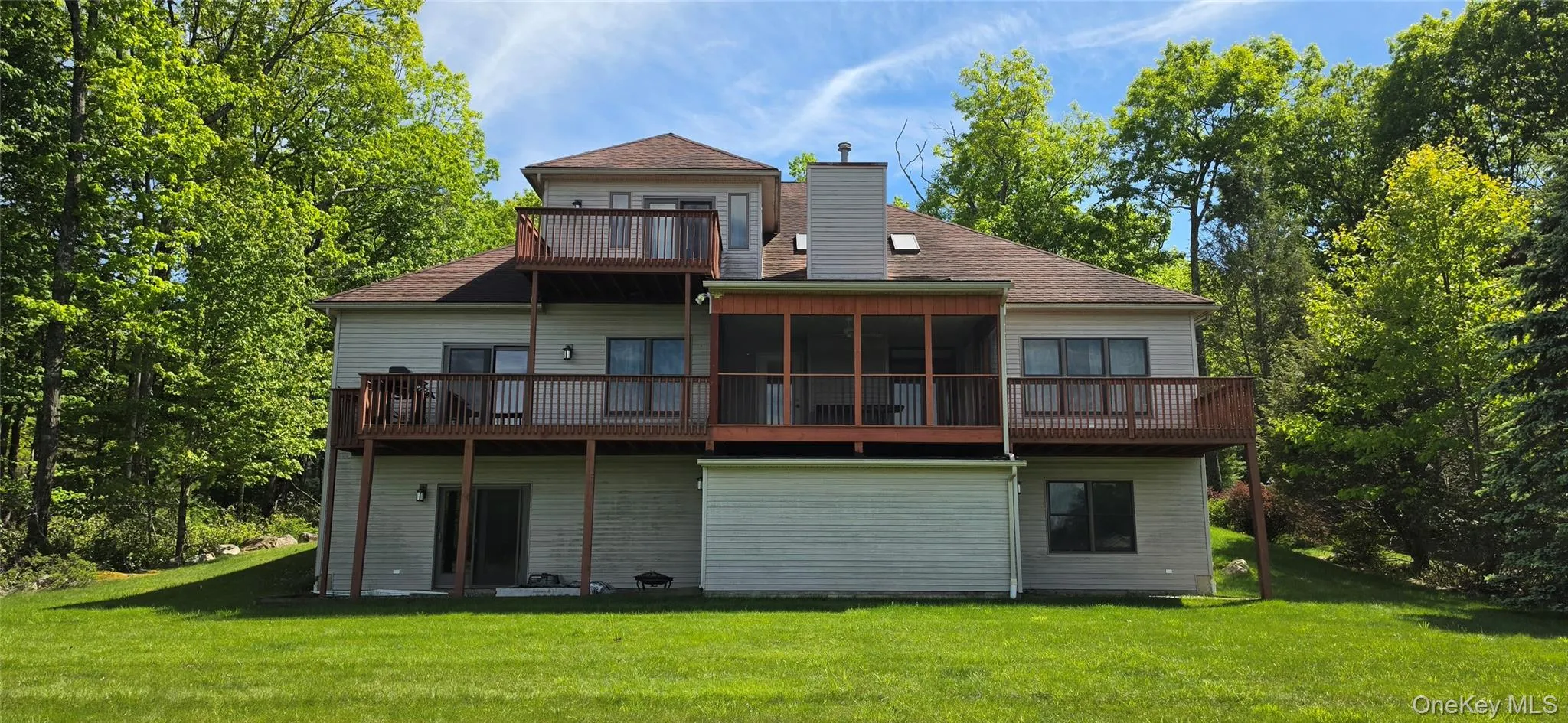 9 Surrey Street, Thompson, NY, 4 Bedrooms Bedrooms, 10 Rooms Rooms,3 BathroomsBathrooms,Residential,For Rent,Surrey,0,976701 9 Surrey Street, Thompson, NY, 4 Bedrooms Bedrooms, 10 Rooms Rooms,3 BathroomsBathrooms,Residential,For Rent,Surrey,0,976701