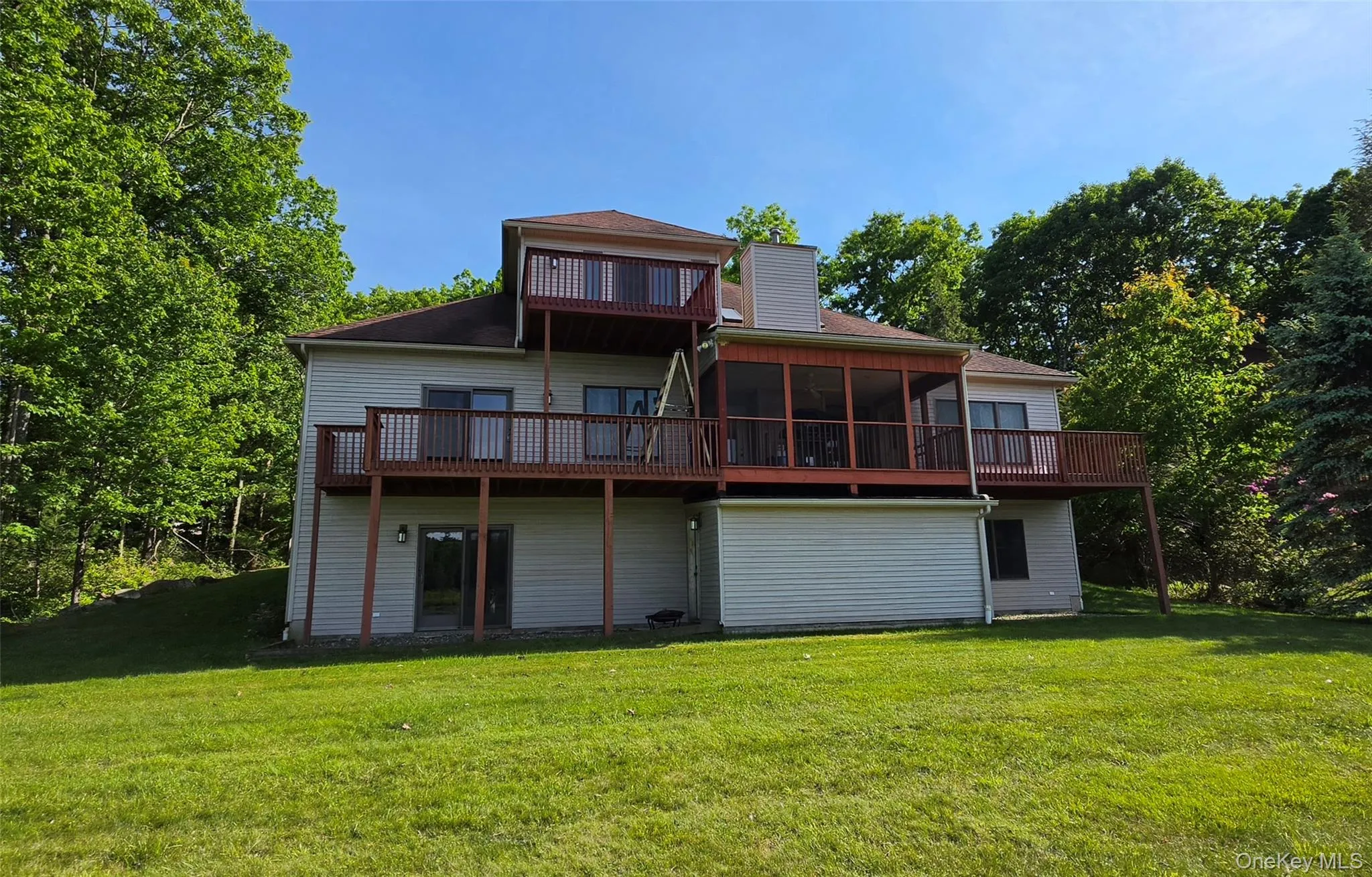 9 Surrey Street, Thompson, NY, 4 Bedrooms Bedrooms, 10 Rooms Rooms,3 BathroomsBathrooms,Residential,For Rent,Surrey,0,976701 9 Surrey Street, Thompson, NY, 4 Bedrooms Bedrooms, 10 Rooms Rooms,3 BathroomsBathrooms,Residential,For Rent,Surrey,0,976701