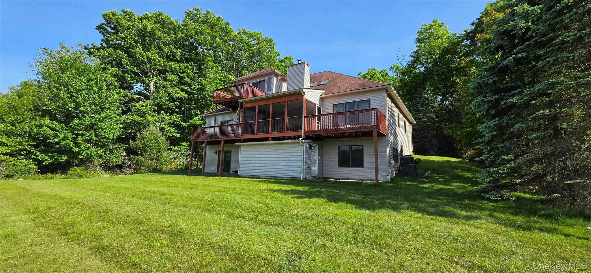 9 Surrey Street, Thompson, NY, 4 Bedrooms Bedrooms, 10 Rooms Rooms,3 BathroomsBathrooms,Residential,For Rent,Surrey,0,976701 9 Surrey Street, Thompson, NY, 4 Bedrooms Bedrooms, 10 Rooms Rooms,3 BathroomsBathrooms,Residential,For Rent,Surrey,0,976701