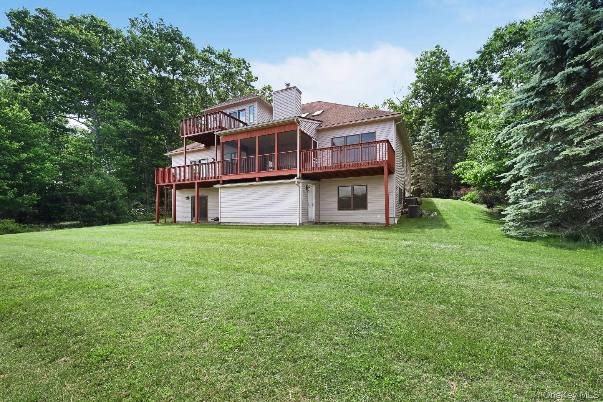9 Surrey Street, Thompson, NY, 4 Bedrooms Bedrooms, 10 Rooms Rooms,3 BathroomsBathrooms,Residential,For Rent,Surrey,0,976701 9 Surrey Street, Thompson, NY, 4 Bedrooms Bedrooms, 10 Rooms Rooms,3 BathroomsBathrooms,Residential,For Rent,Surrey,0,976701