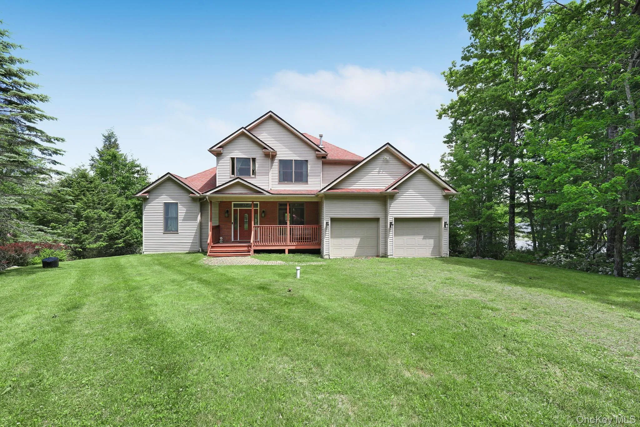 9 Surrey Street, Thompson, NY, 4 Bedrooms Bedrooms, 10 Rooms Rooms,3 BathroomsBathrooms,Residential,For Rent,Surrey,0,976701 9 Surrey Street, Thompson, NY, 4 Bedrooms Bedrooms, 10 Rooms Rooms,3 BathroomsBathrooms,Residential,For Rent,Surrey,0,976701