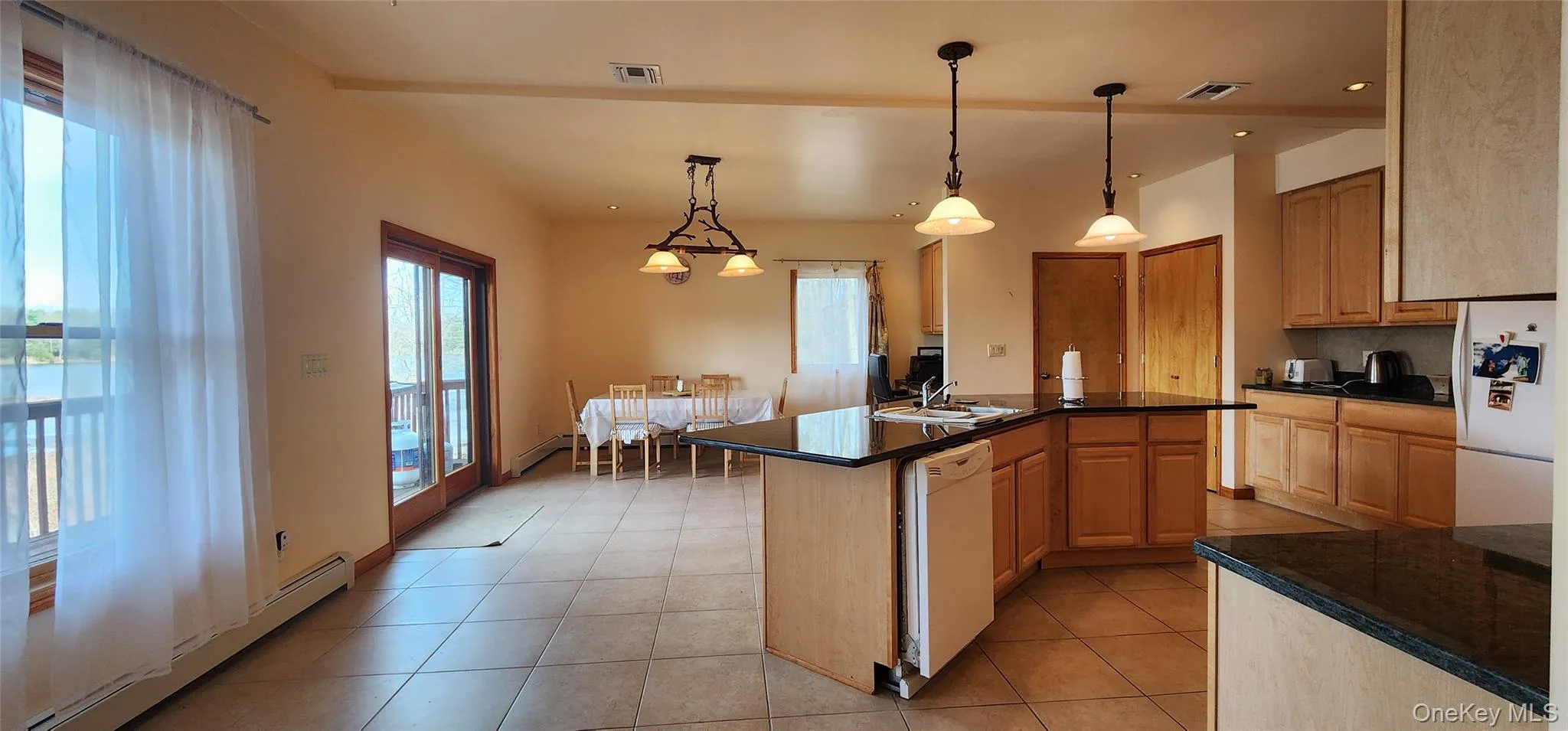 9 Surrey Street, Thompson, NY, 4 Bedrooms Bedrooms, 10 Rooms Rooms,3 BathroomsBathrooms,Residential,For Rent,Surrey,0,976701 9 Surrey Street, Thompson, NY, 4 Bedrooms Bedrooms, 10 Rooms Rooms,3 BathroomsBathrooms,Residential,For Rent,Surrey,0,976701