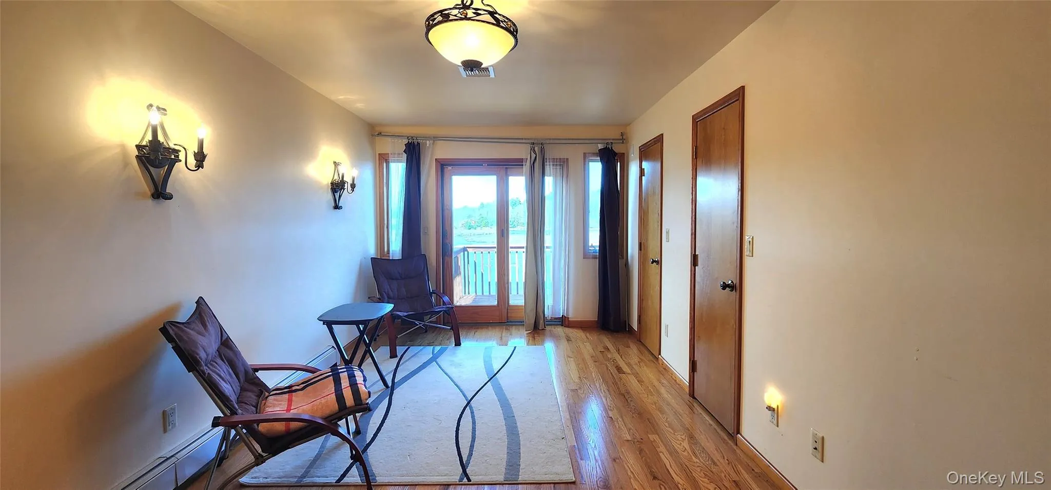 9 Surrey Street, Thompson, NY, 4 Bedrooms Bedrooms, 10 Rooms Rooms,3 BathroomsBathrooms,Residential,For Rent,Surrey,0,976701 9 Surrey Street, Thompson, NY, 4 Bedrooms Bedrooms, 10 Rooms Rooms,3 BathroomsBathrooms,Residential,For Rent,Surrey,0,976701