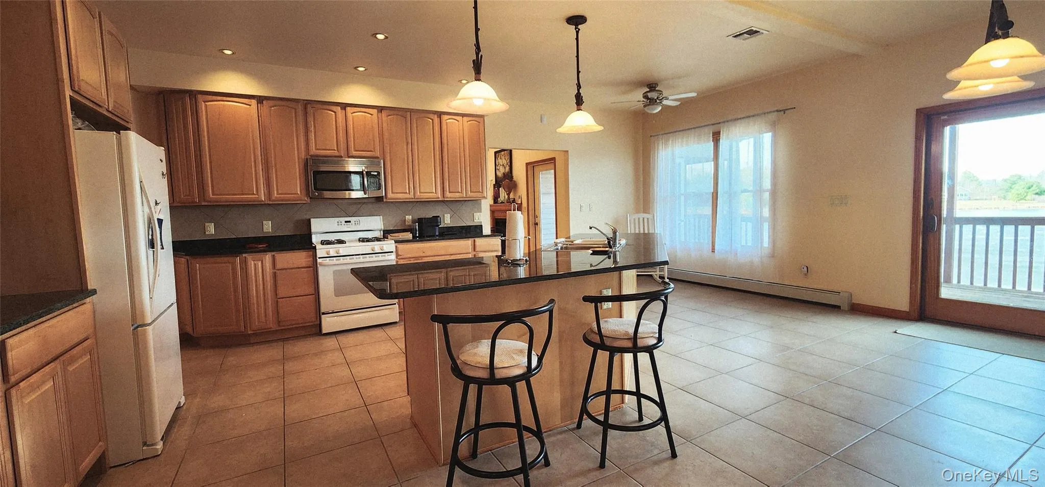 9 Surrey Street, Thompson, NY, 4 Bedrooms Bedrooms, 10 Rooms Rooms,3 BathroomsBathrooms,Residential,For Rent,Surrey,0,976701 9 Surrey Street, Thompson, NY, 4 Bedrooms Bedrooms, 10 Rooms Rooms,3 BathroomsBathrooms,Residential,For Rent,Surrey,0,976701