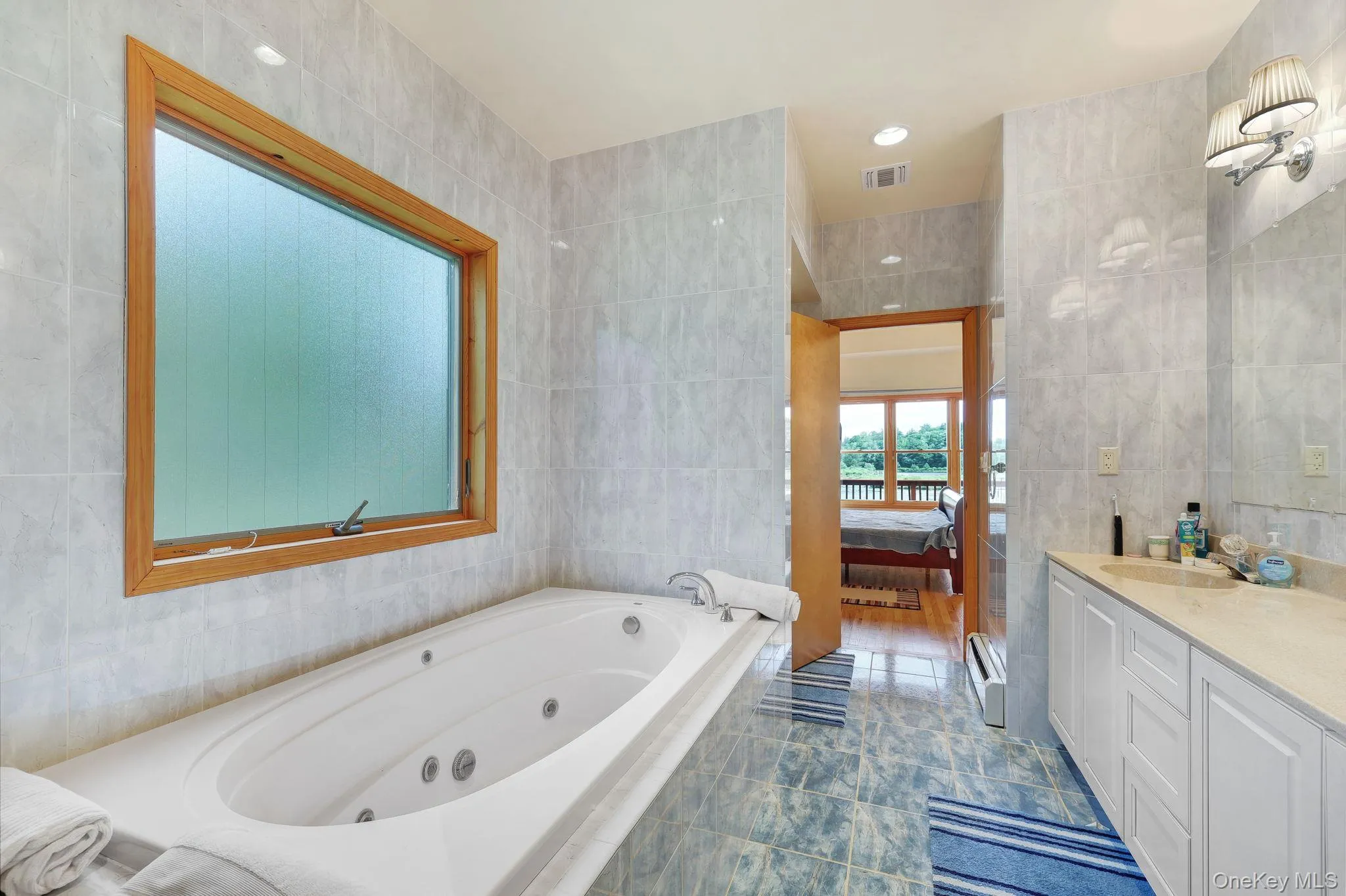 9 Surrey Street, Thompson, NY, 4 Bedrooms Bedrooms, 10 Rooms Rooms,3 BathroomsBathrooms,Residential,For Rent,Surrey,0,976701 9 Surrey Street, Thompson, NY, 4 Bedrooms Bedrooms, 10 Rooms Rooms,3 BathroomsBathrooms,Residential,For Rent,Surrey,0,976701