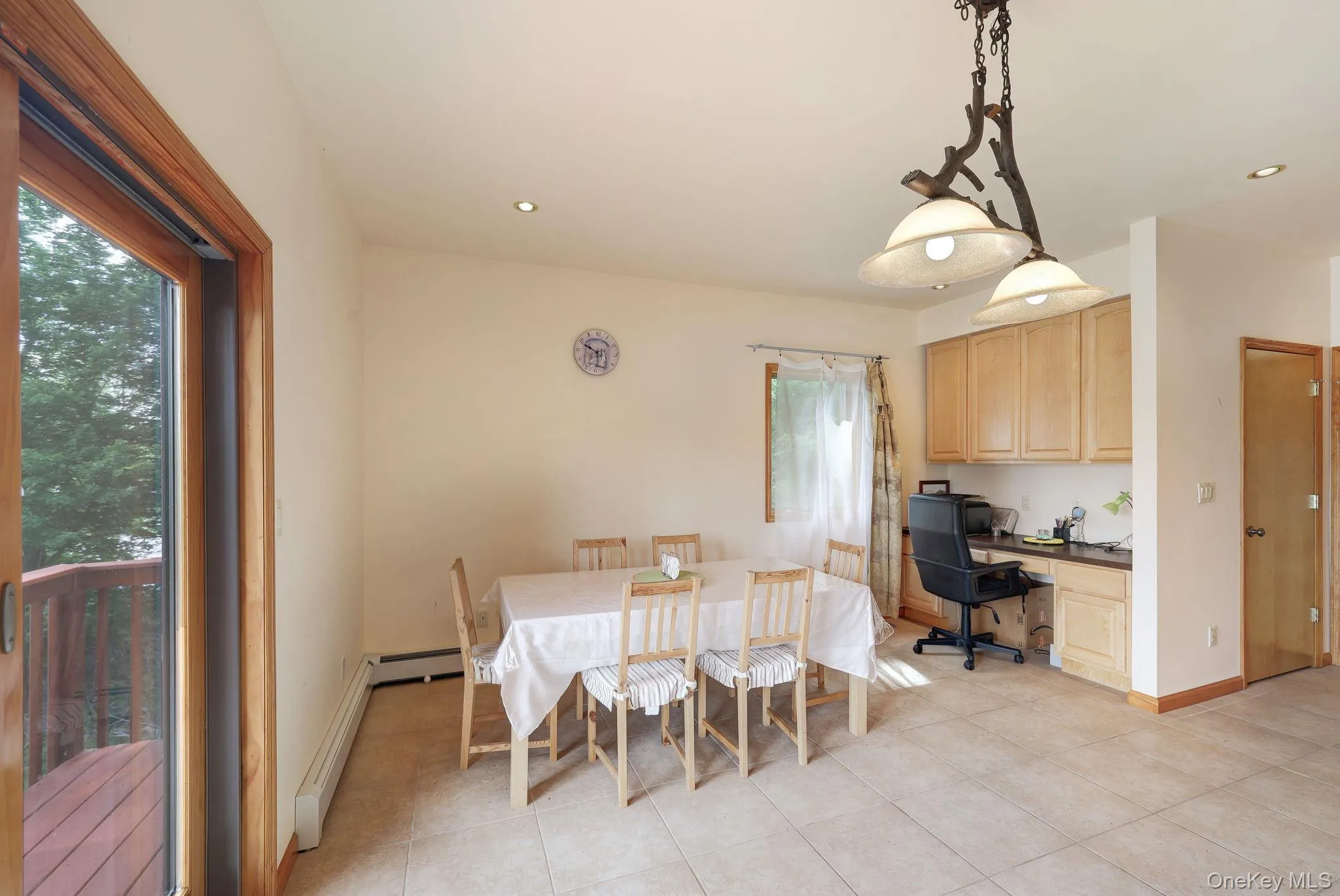 9 Surrey Street, Thompson, NY, 4 Bedrooms Bedrooms, 10 Rooms Rooms,3 BathroomsBathrooms,Residential,For Rent,Surrey,0,976701 9 Surrey Street, Thompson, NY, 4 Bedrooms Bedrooms, 10 Rooms Rooms,3 BathroomsBathrooms,Residential,For Rent,Surrey,0,976701