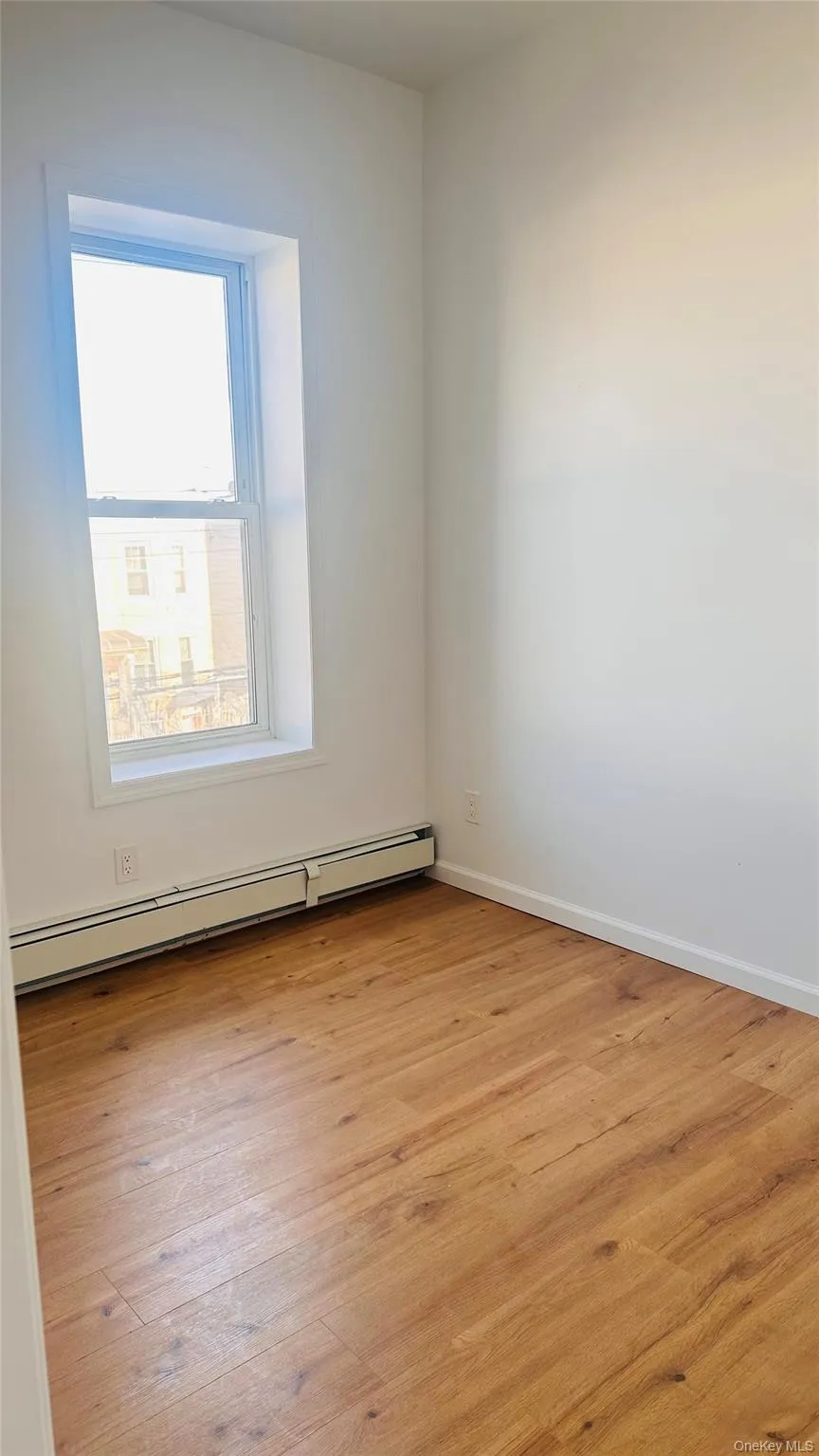 348 Eldert Lane, New York, NY, 4 Bedrooms Bedrooms, 6 Rooms Rooms,1 BathroomBathrooms,Residential Lease,For Rent,Eldert,0,976704 348 Eldert Lane, New York, NY, 4 Bedrooms Bedrooms, 6 Rooms Rooms,1 BathroomBathrooms,Residential Lease,For Rent,Eldert,0,976704