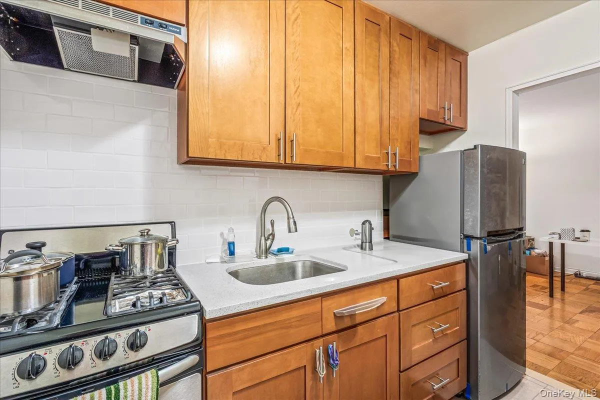 14215 Franklin Avenue, New York, NY, 1 Bedroom Bedrooms, 1 Room Rooms,1 BathroomBathrooms,Residential,For Rent,Franklin,0,976718 14215 Franklin Avenue, New York, NY, 1 Bedroom Bedrooms, 1 Room Rooms,1 BathroomBathrooms,Residential,For Rent,Franklin,0,976718