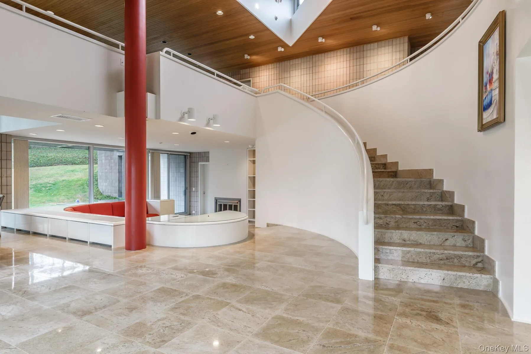 Dramatic Staircase to Grand Salon Dramatic Staircase to Grand Salon