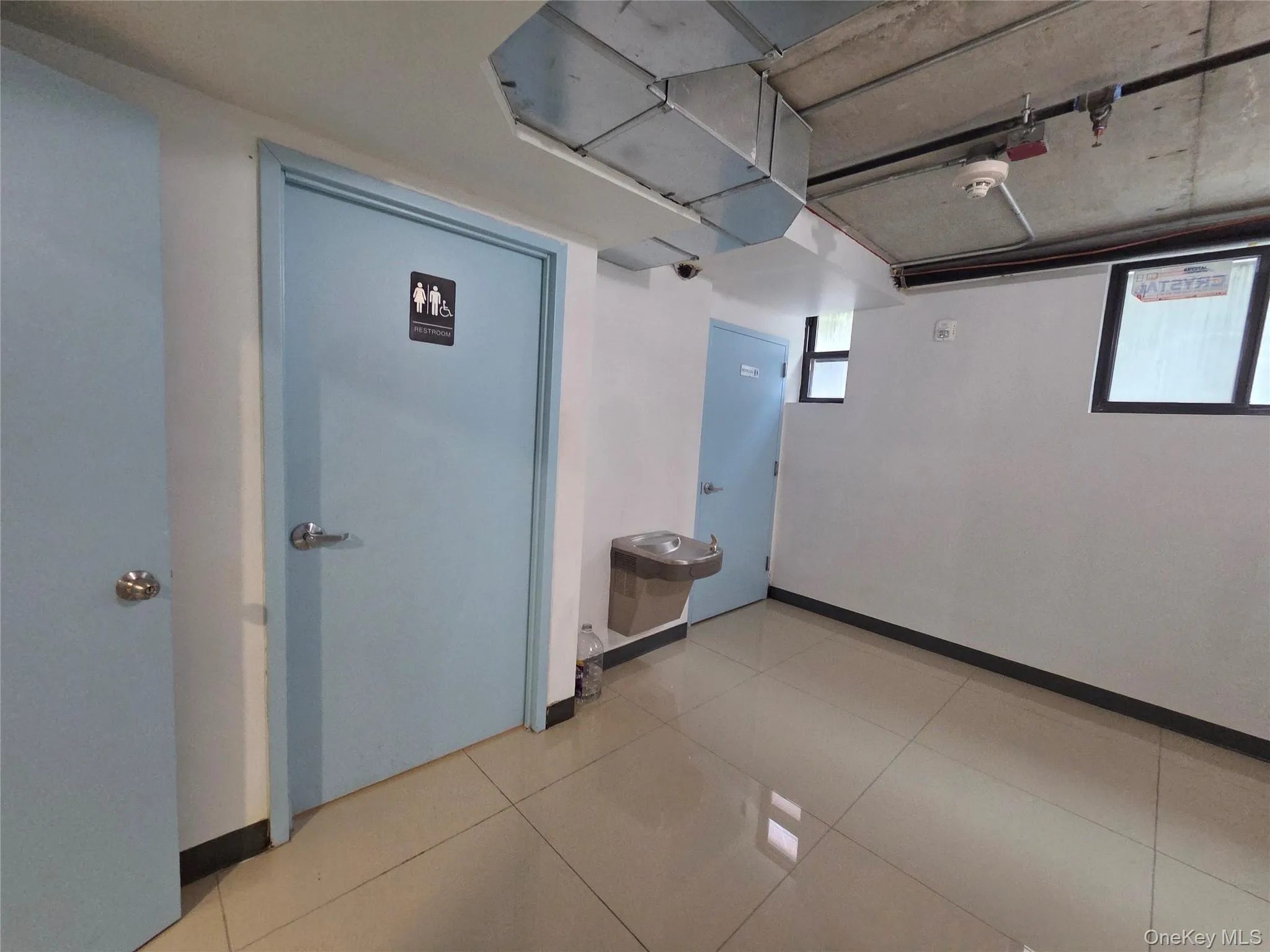 147-12 Roosevelt Ave, New York, NY, ,Commercial Lease,For Rent,Roosevelt Ave,0,976728 147-12 Roosevelt Ave, New York, NY, ,Commercial Lease,For Rent,Roosevelt Ave,0,976728