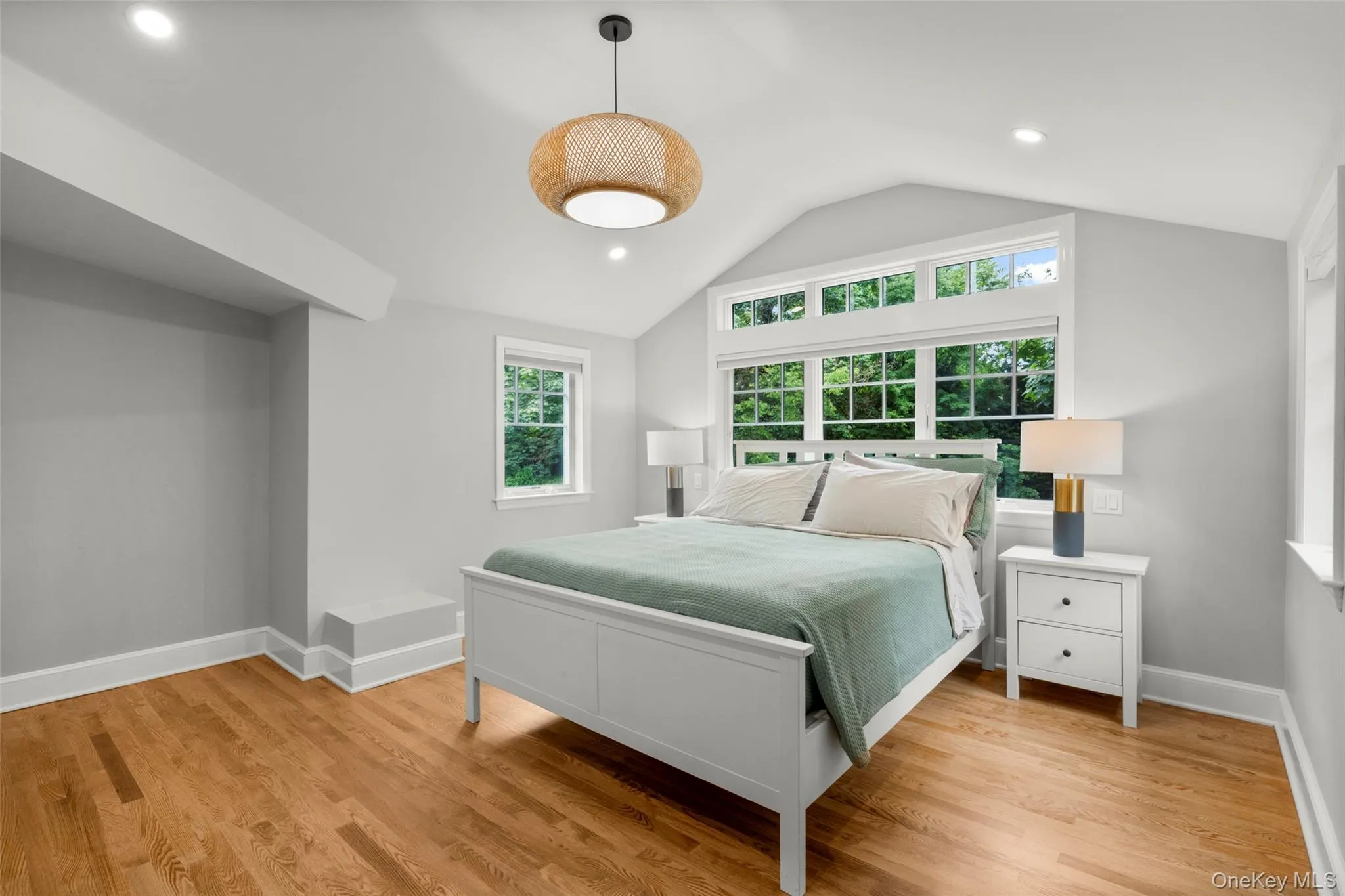 42 Iselin Terrace, Mamaroneck, NY, 4 Bedrooms Bedrooms, 9 Rooms Rooms,2 BathroomsBathrooms,Residential Lease,For Rent,Iselin,0,976746 42 Iselin Terrace, Mamaroneck, NY, 4 Bedrooms Bedrooms, 9 Rooms Rooms,2 BathroomsBathrooms,Residential Lease,For Rent,Iselin,0,976746