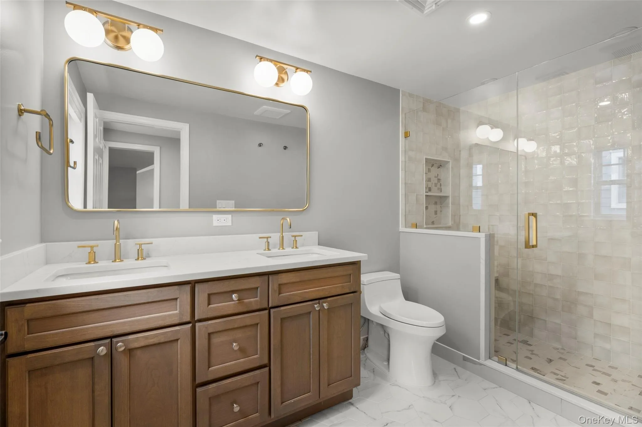 42 Iselin Terrace, Mamaroneck, NY, 4 Bedrooms Bedrooms, 9 Rooms Rooms,2 BathroomsBathrooms,Residential Lease,For Rent,Iselin,0,976746 42 Iselin Terrace, Mamaroneck, NY, 4 Bedrooms Bedrooms, 9 Rooms Rooms,2 BathroomsBathrooms,Residential Lease,For Rent,Iselin,0,976746