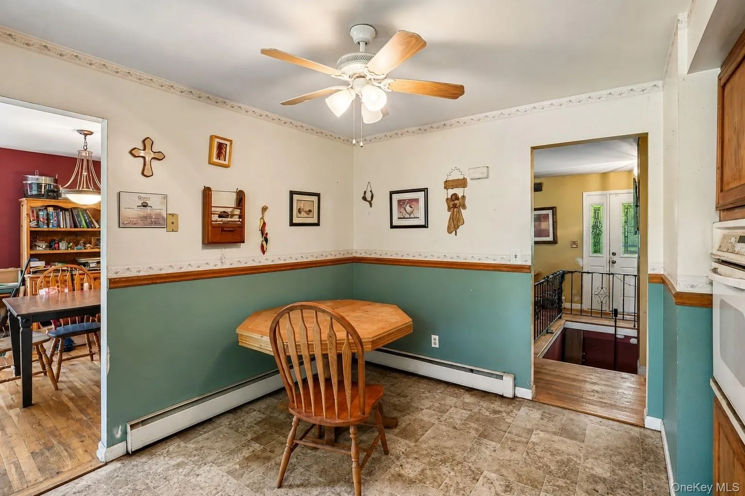 14 Helms Hill Road, Blooming Grove, NY, 3 Bedrooms Bedrooms, 8 Rooms Rooms,2 BathroomsBathrooms,Residential,For Rent,Helms Hill,0,976753 14 Helms Hill Road, Blooming Grove, NY, 3 Bedrooms Bedrooms, 8 Rooms Rooms,2 BathroomsBathrooms,Residential,For Rent,Helms Hill,0,976753