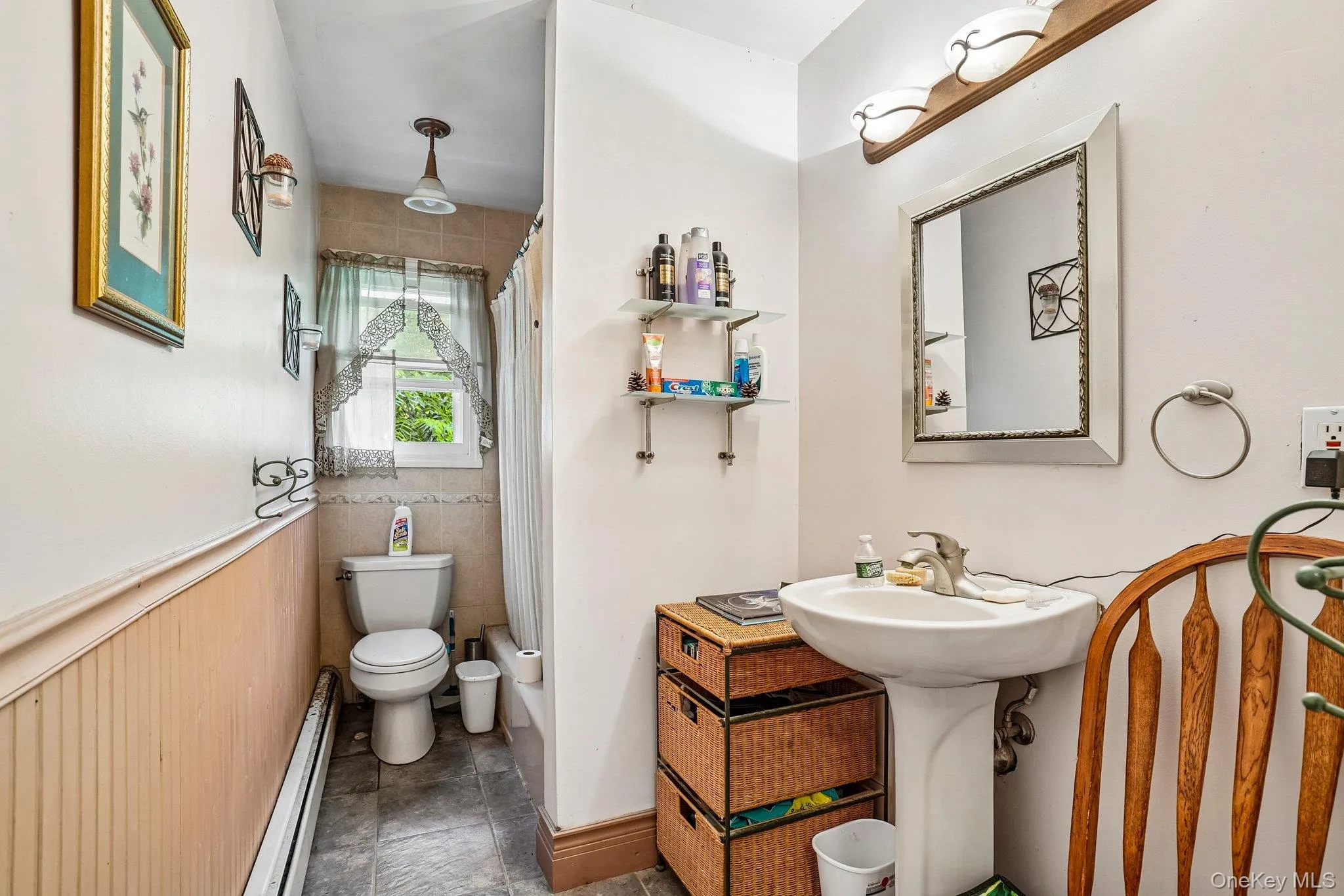 14 Helms Hill Road, Blooming Grove, NY, 3 Bedrooms Bedrooms, 8 Rooms Rooms,2 BathroomsBathrooms,Residential,For Rent,Helms Hill,0,976753 14 Helms Hill Road, Blooming Grove, NY, 3 Bedrooms Bedrooms, 8 Rooms Rooms,2 BathroomsBathrooms,Residential,For Rent,Helms Hill,0,976753