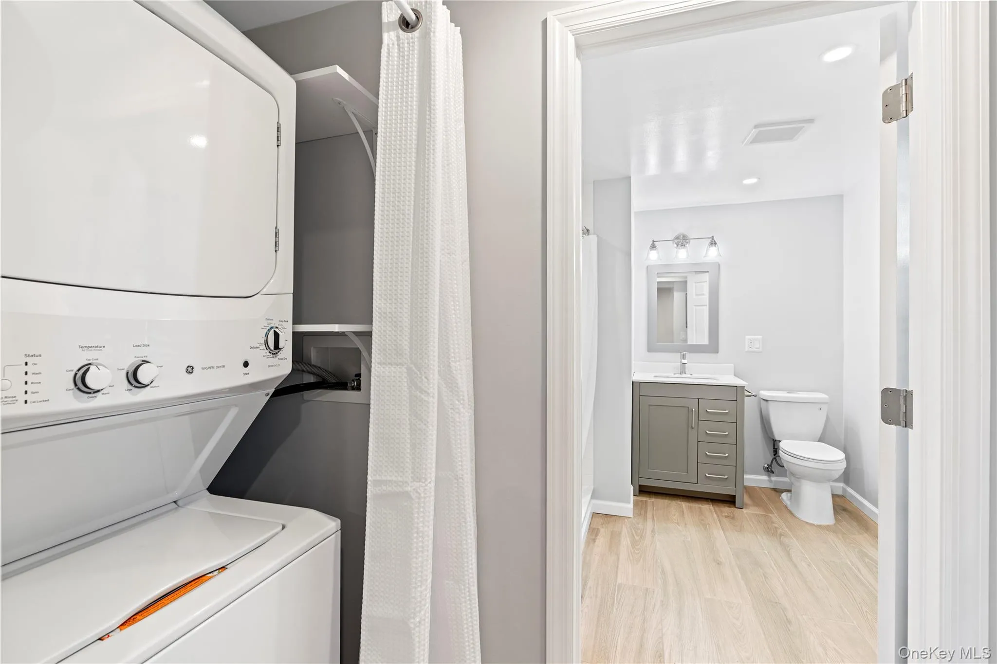 5 Lakeview Avenue, Harrison, NY, 2 Bedrooms Bedrooms, 4 Rooms Rooms,1 BathroomBathrooms,Residential Lease,For Rent,Lakeview,0,976760 5 Lakeview Avenue, Harrison, NY, 2 Bedrooms Bedrooms, 4 Rooms Rooms,1 BathroomBathrooms,Residential Lease,For Rent,Lakeview,0,976760