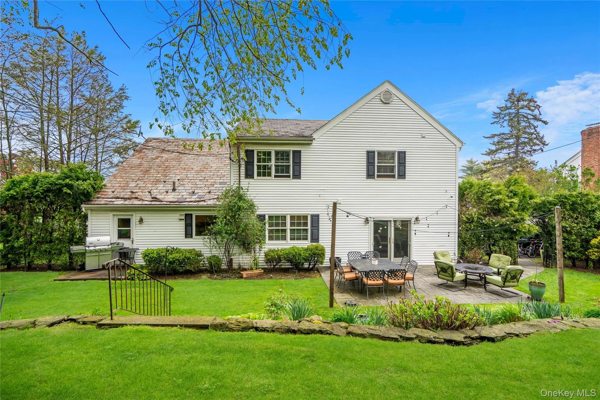 44 Sully Drive, North Hempstead, NY, 4 Bedrooms Bedrooms, 11 Rooms Rooms,2 BathroomsBathrooms,Residential Lease,For Rent,Sully,0,976777 44 Sully Drive, North Hempstead, NY, 4 Bedrooms Bedrooms, 11 Rooms Rooms,2 BathroomsBathrooms,Residential Lease,For Rent,Sully,0,976777