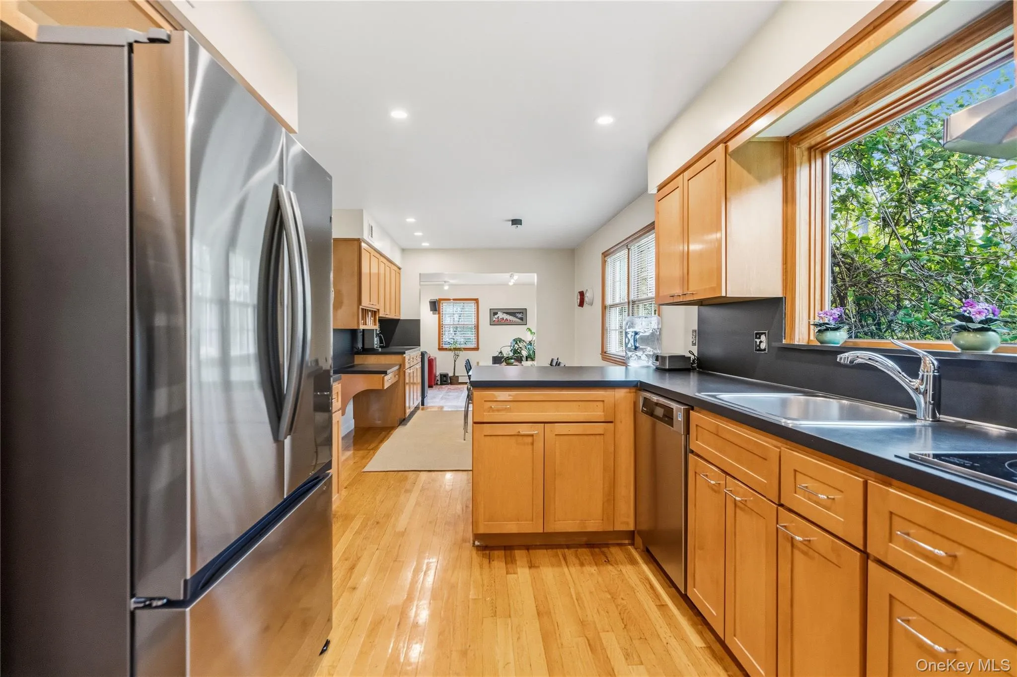 44 Sully Drive, North Hempstead, NY, 4 Bedrooms Bedrooms, 11 Rooms Rooms,2 BathroomsBathrooms,Residential Lease,For Rent,Sully,0,976777 44 Sully Drive, North Hempstead, NY, 4 Bedrooms Bedrooms, 11 Rooms Rooms,2 BathroomsBathrooms,Residential Lease,For Rent,Sully,0,976777