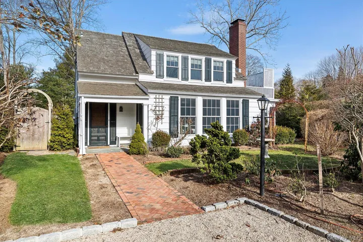 393 Hill Street, Southampton, New York 11968
