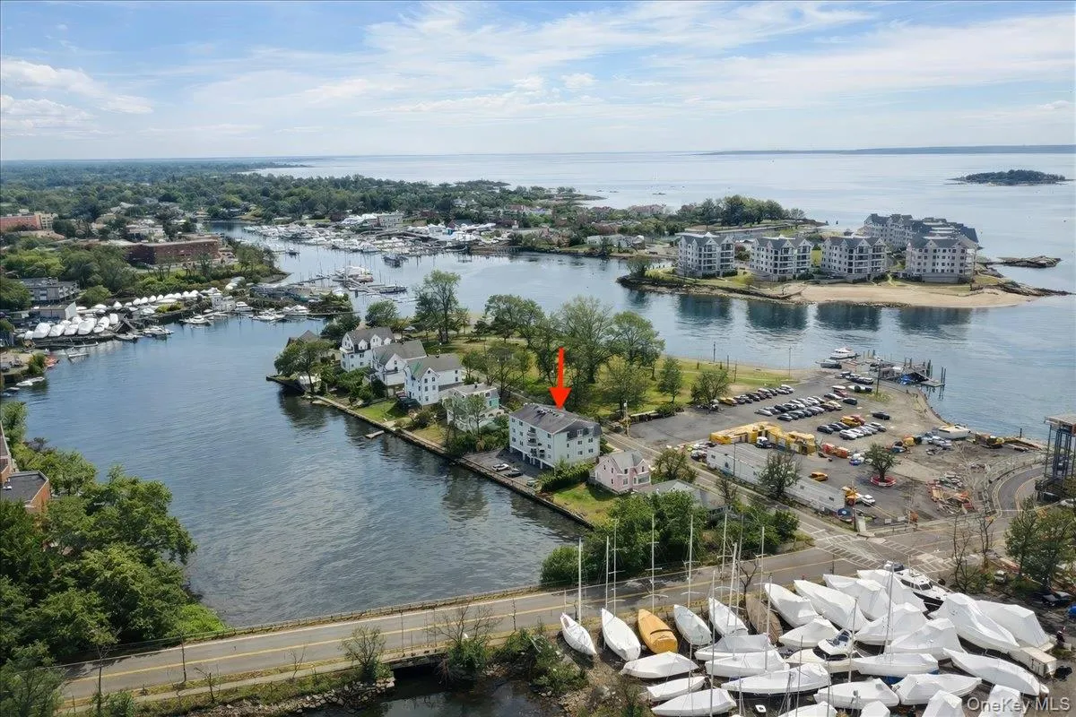 37 Harbor Lane, New Rochelle, NY, 1 Bedroom Bedrooms, 4 Rooms Rooms,1 BathroomBathrooms,Residential,For Rent,Harbor,0,976785 37 Harbor Lane, New Rochelle, NY, 1 Bedroom Bedrooms, 4 Rooms Rooms,1 BathroomBathrooms,Residential,For Rent,Harbor,0,976785