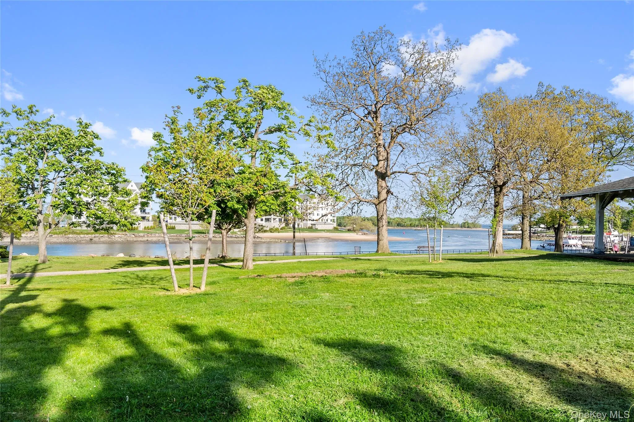 37 Harbor Lane, New Rochelle, NY, 1 Bedroom Bedrooms, 4 Rooms Rooms,1 BathroomBathrooms,Residential,For Rent,Harbor,0,976785 37 Harbor Lane, New Rochelle, NY, 1 Bedroom Bedrooms, 4 Rooms Rooms,1 BathroomBathrooms,Residential,For Rent,Harbor,0,976785
